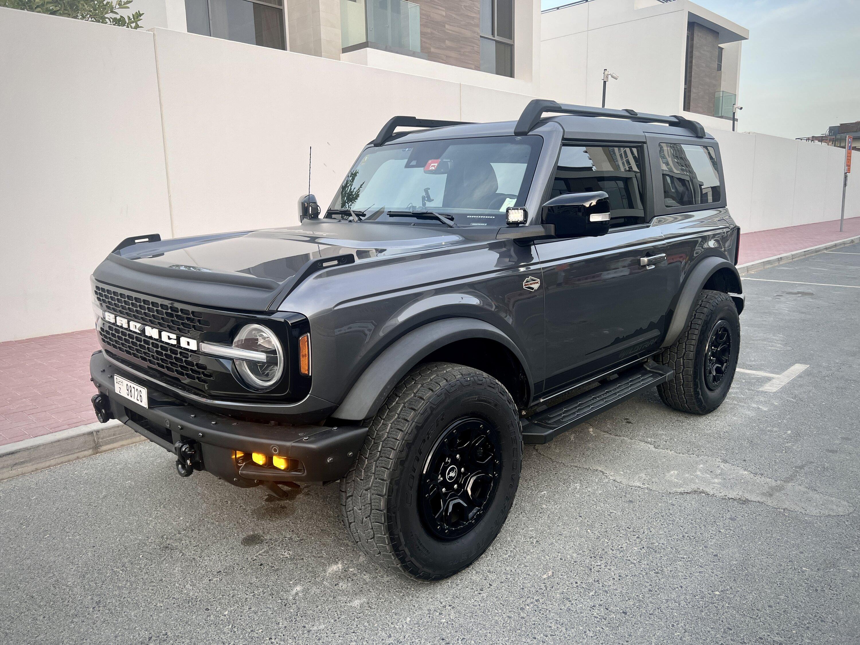 Ford Bronco CARBONIZED GRAY Bronco Club IMG_6432