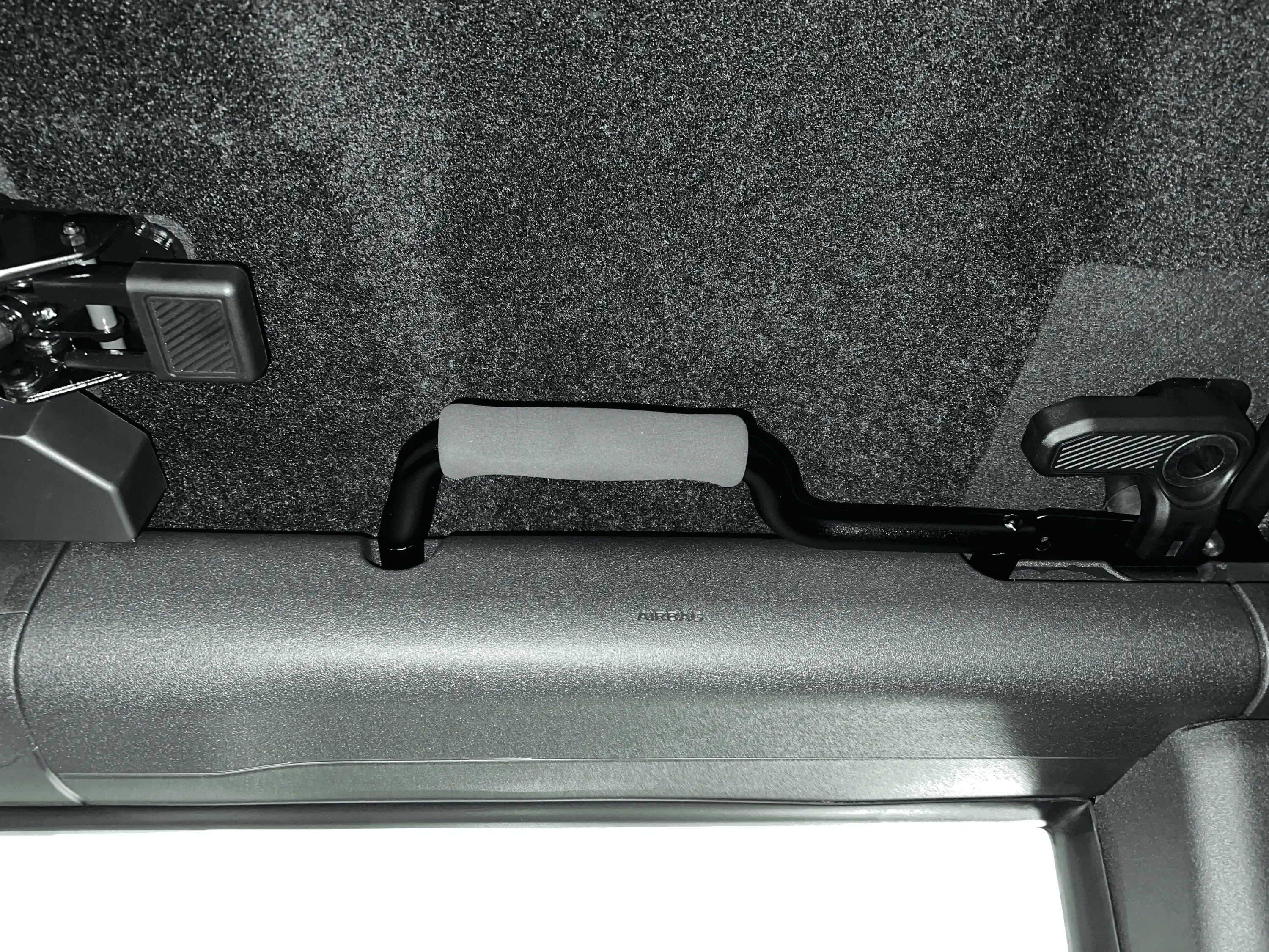 Ford Bronco New Grab Handles on Amazon tempImagealNdGD