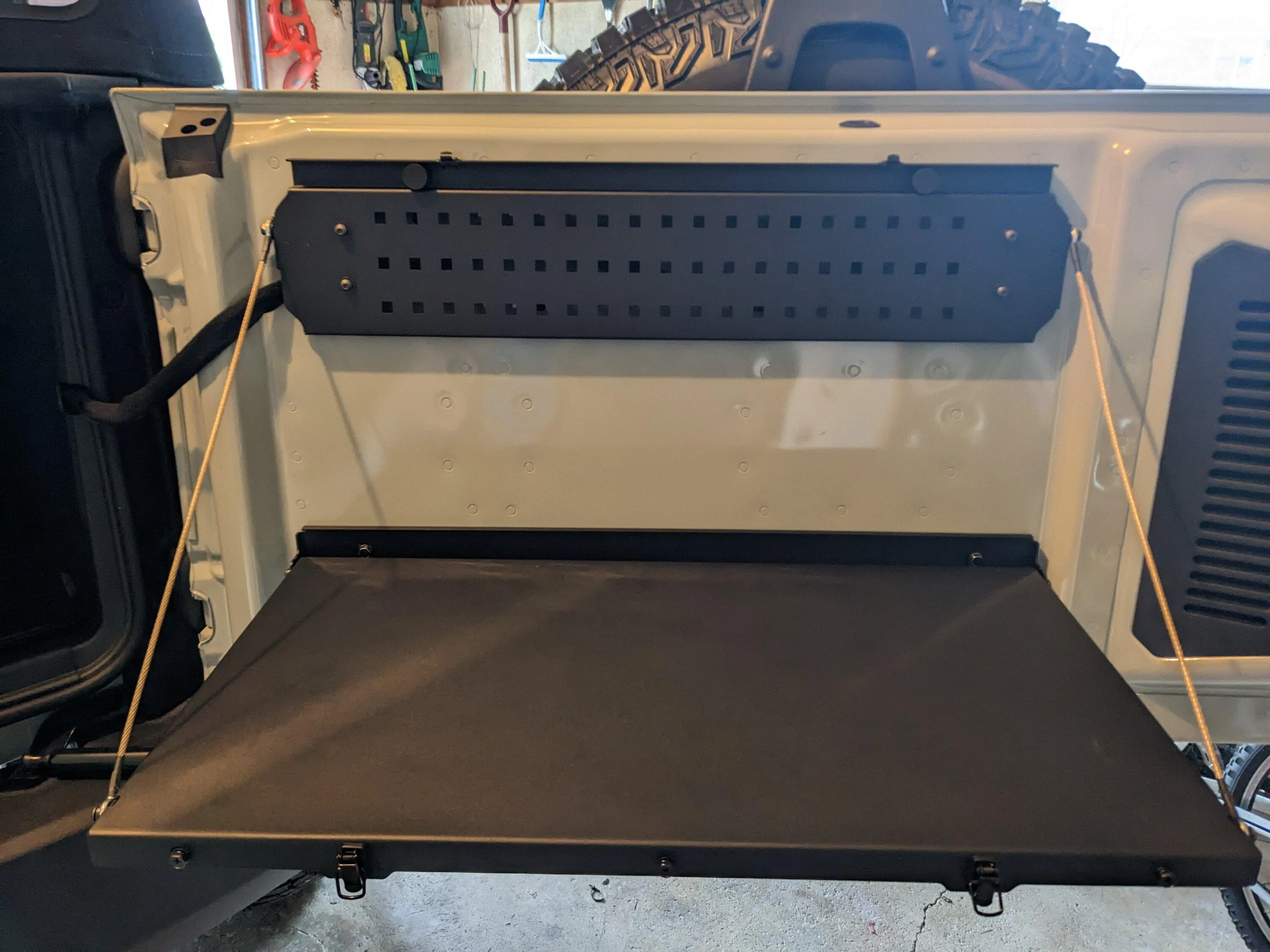Ford Bronco What's the best tailgate table? PXL_20230121_190208284