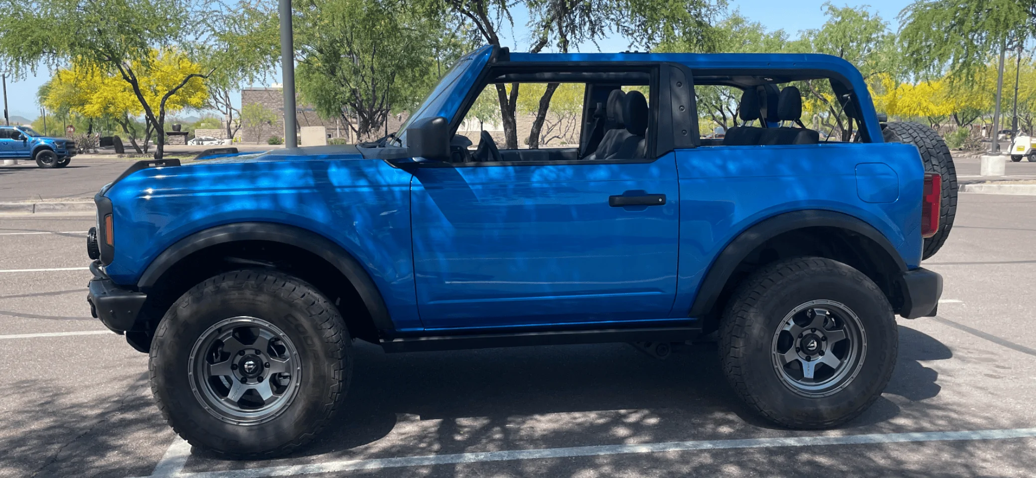 Ford Bronco What is the Best color wheels for a Velocity Blue Wildtrak.. post your pics 1685673307979