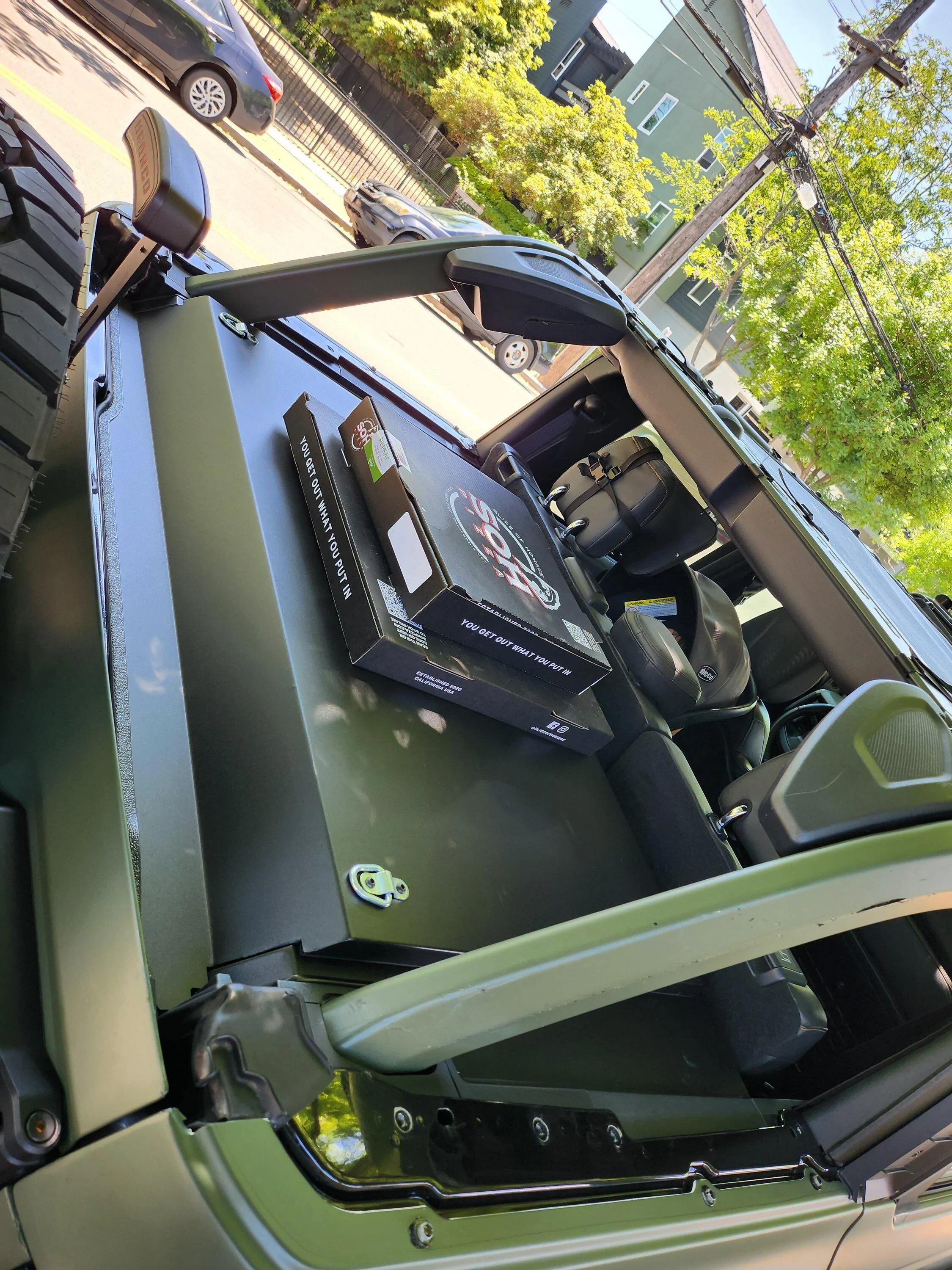 Ford Bronco Ford's Cargo Area Enclosure with Fixed Lid - Installation Guide and Review 20230521_123957