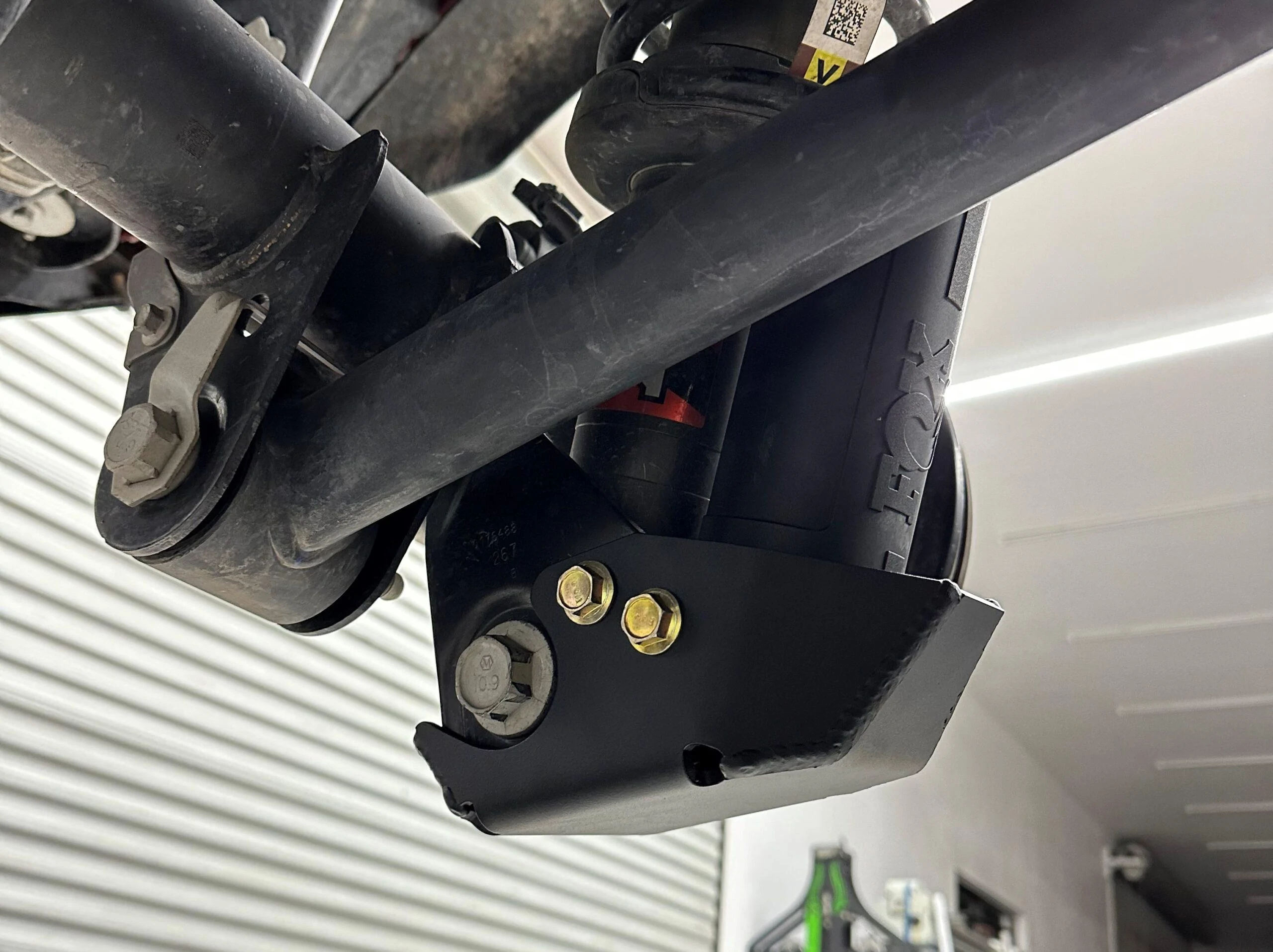 Ford Bronco Lobo Off-Road HOSS 3.0 Rear Shock Skids 003-1-scaled