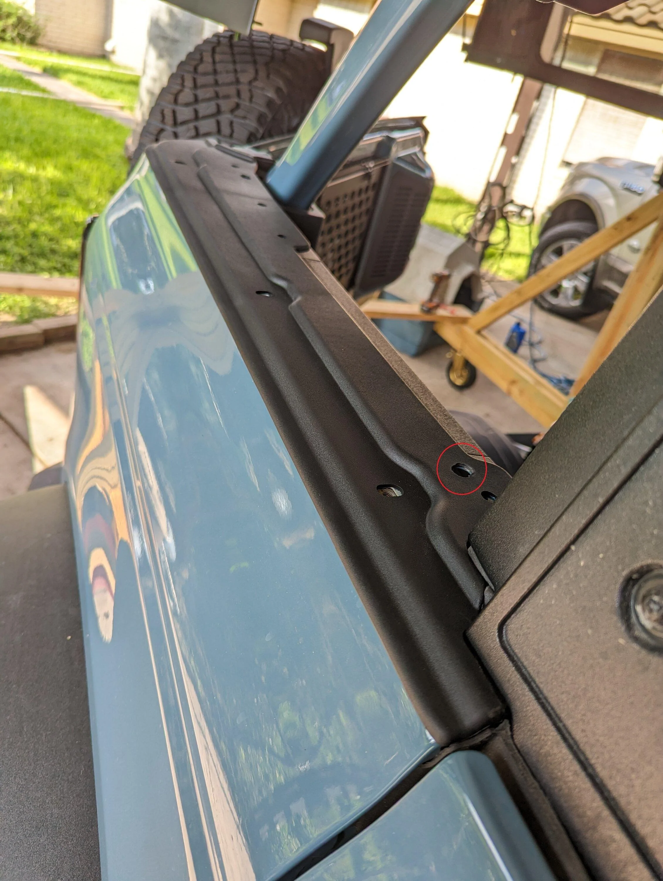 Ford Bronco Scratching Paint Underneath Hardtop PXL_20230602_222624559