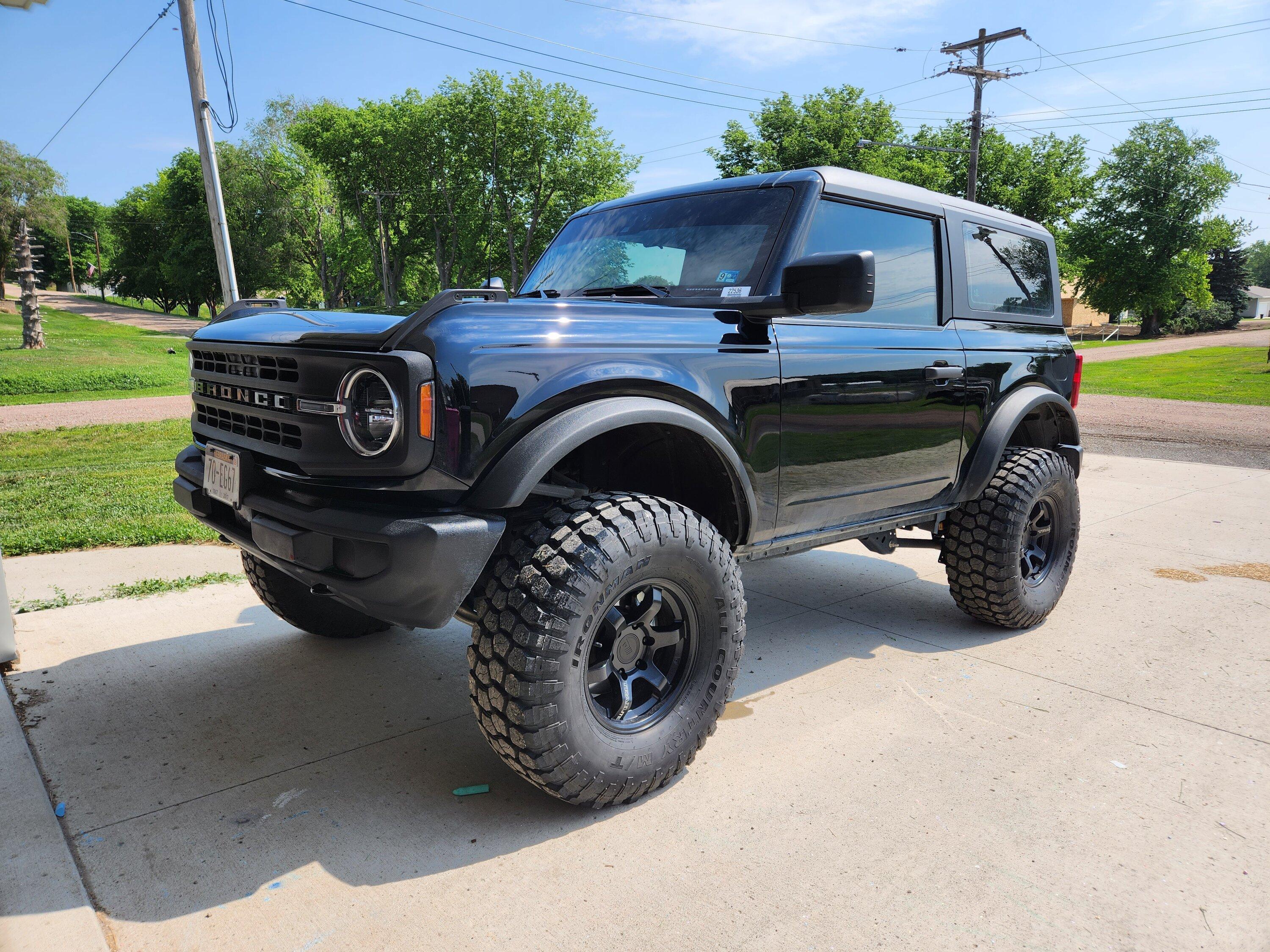Ford Bronco Bronco Team 2 door. 20230603_104029