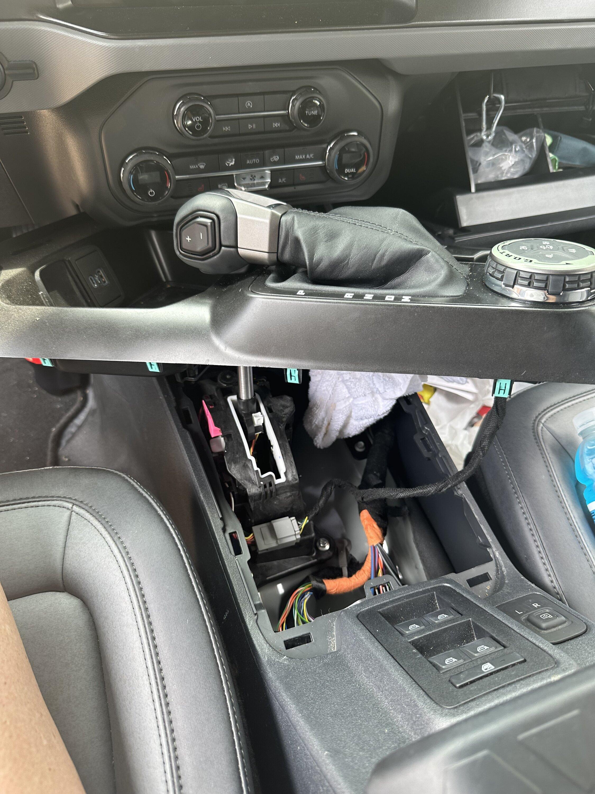 Ford Bronco Aux Switch Uses - Ideas?? IMG_2578
