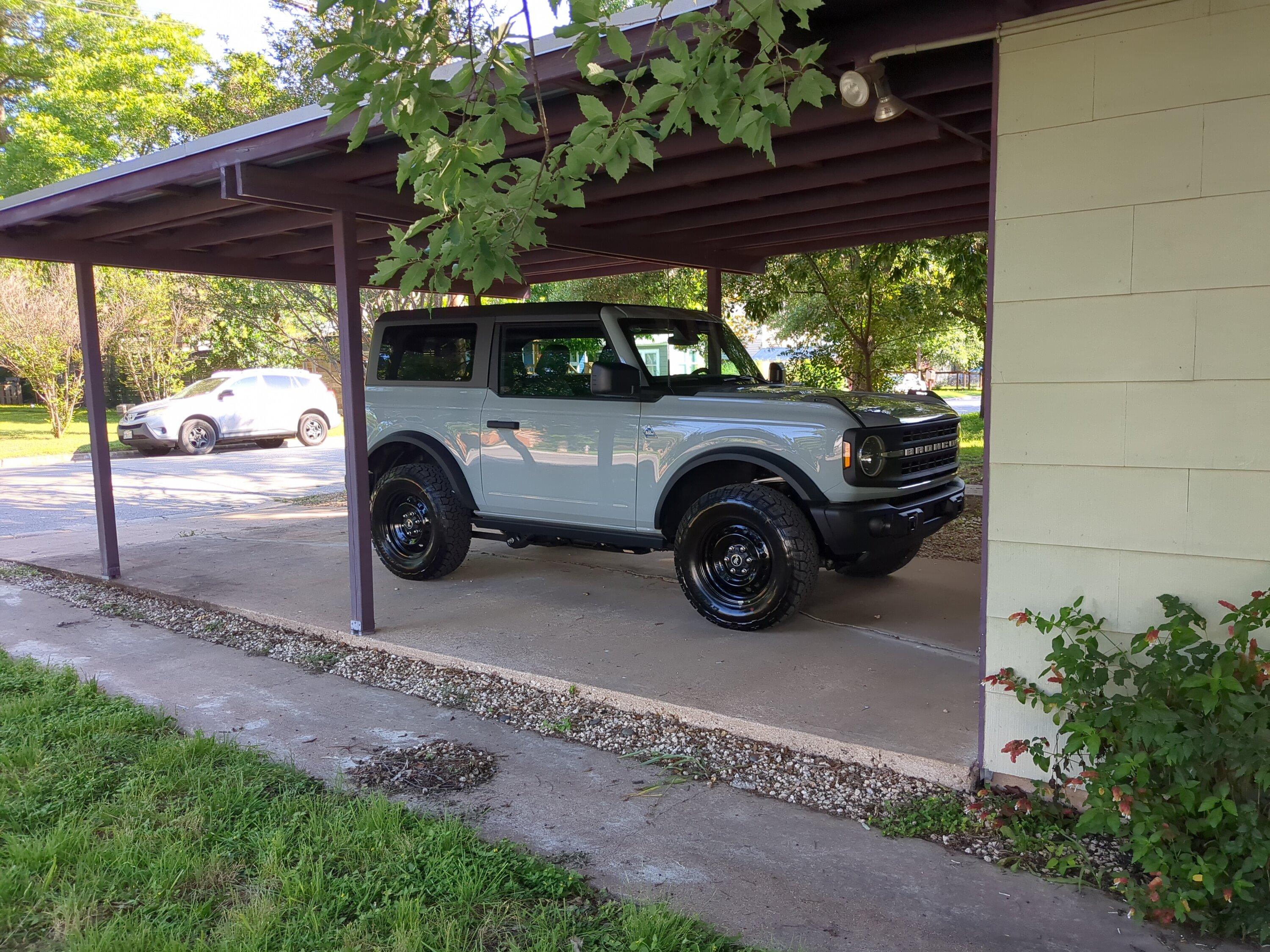 Ford Bronco MT Black Diamond 1685851696757