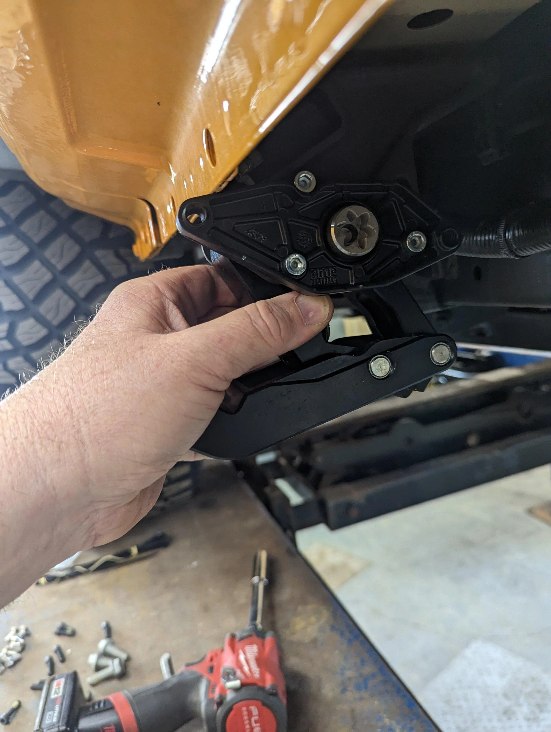 Ford Bronco Amp research powerstep extreme PXL_20230330_211056672