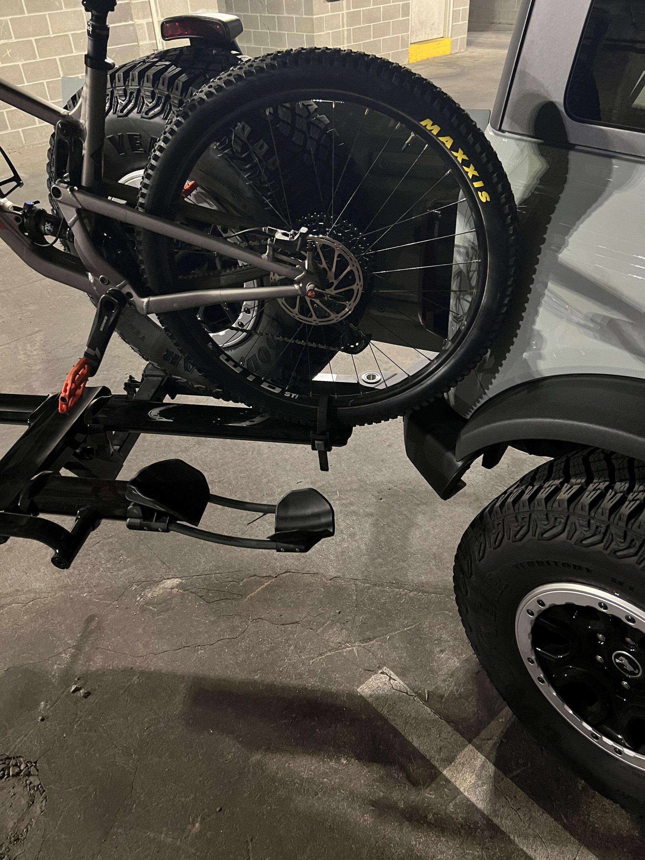 Ford Bronco Bike rack that fits 2 bikes on 4-door Bronco? C69BB99E-E01C-418E-B0B8-5FA2F8B264AD