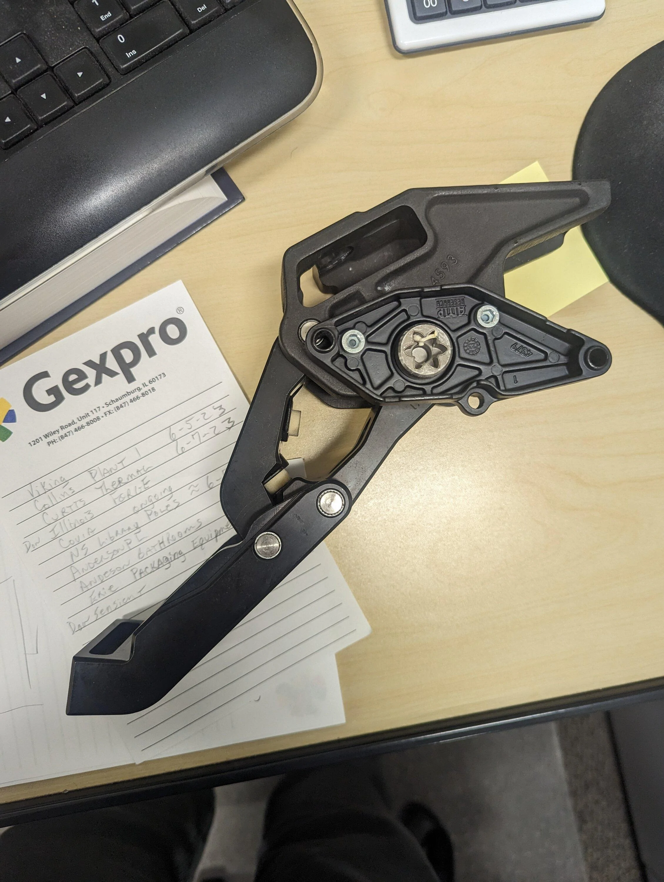 Ford Bronco Amp research powerstep extreme PXL_20230605_173754796