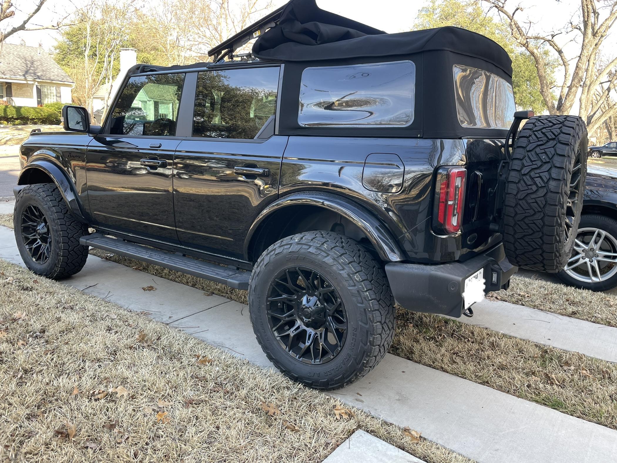 Ford Bronco 2022 Outer Banks (Non-Sas) Build - Wife's Daily Driver - Blacked-Out IMG_8779