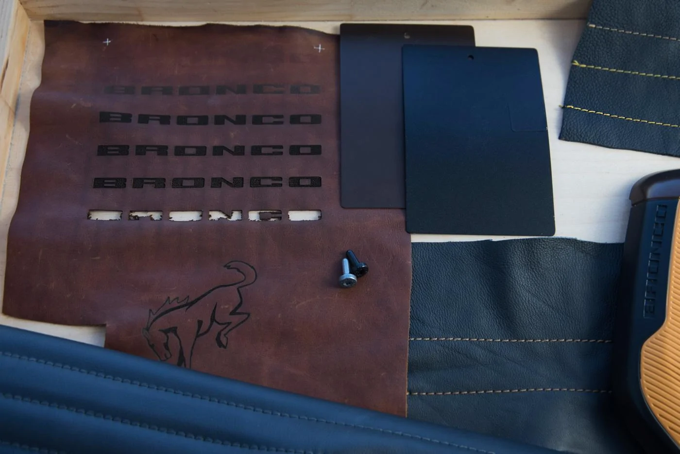 Ford Bronco 2021 Bronco BUILD & PRICE Configurator Is Finally Live (For Real)!! Share your build inside. Bronco-Build-and-Price-Configurator-Live-1