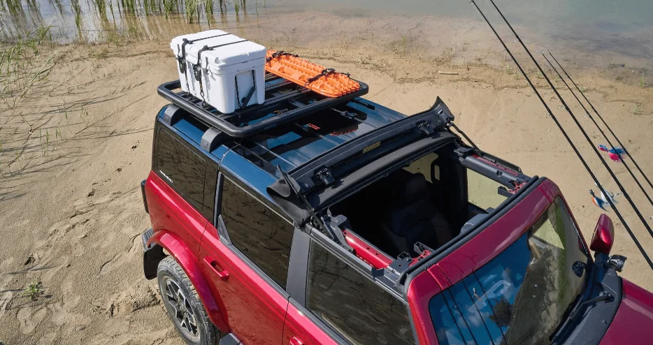 Ford Bronco Where are all the accessories? Am I missing something? 1603460932792