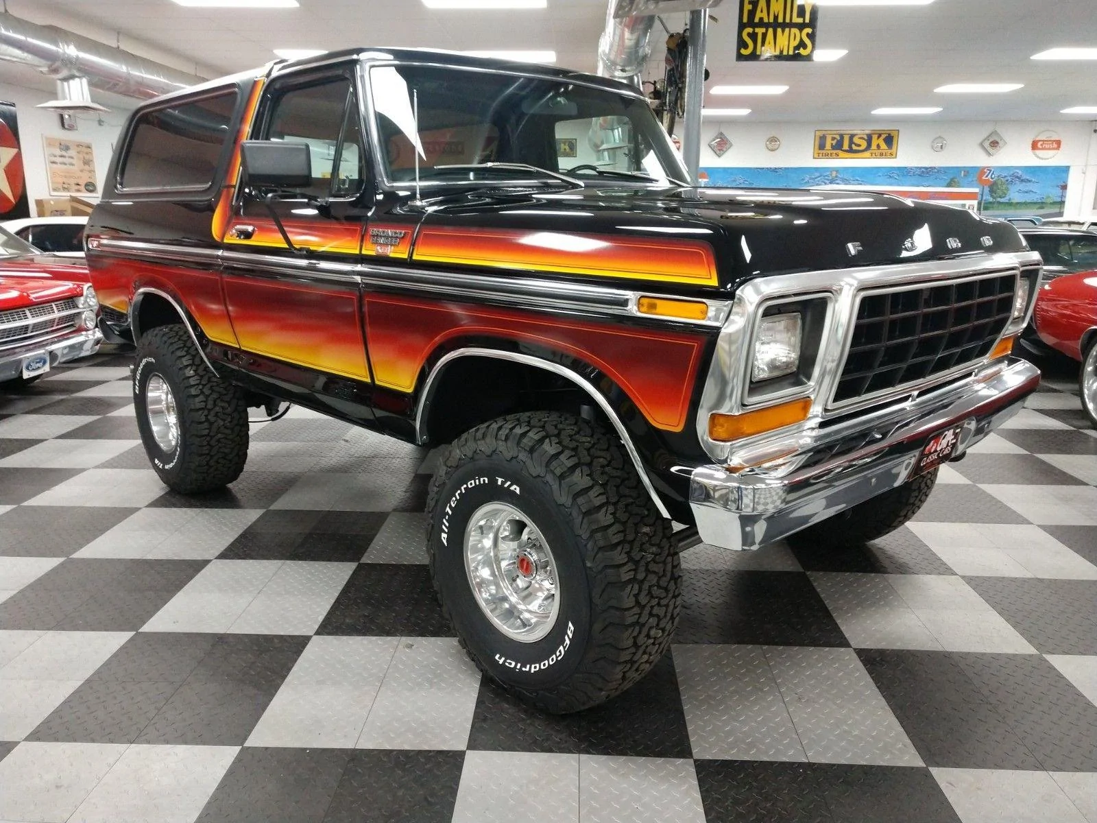 Ford Bronco Dealer says Modular Painted Top can be ordered as service part aftersales (in future) 1979-ford-bronco-ranger
