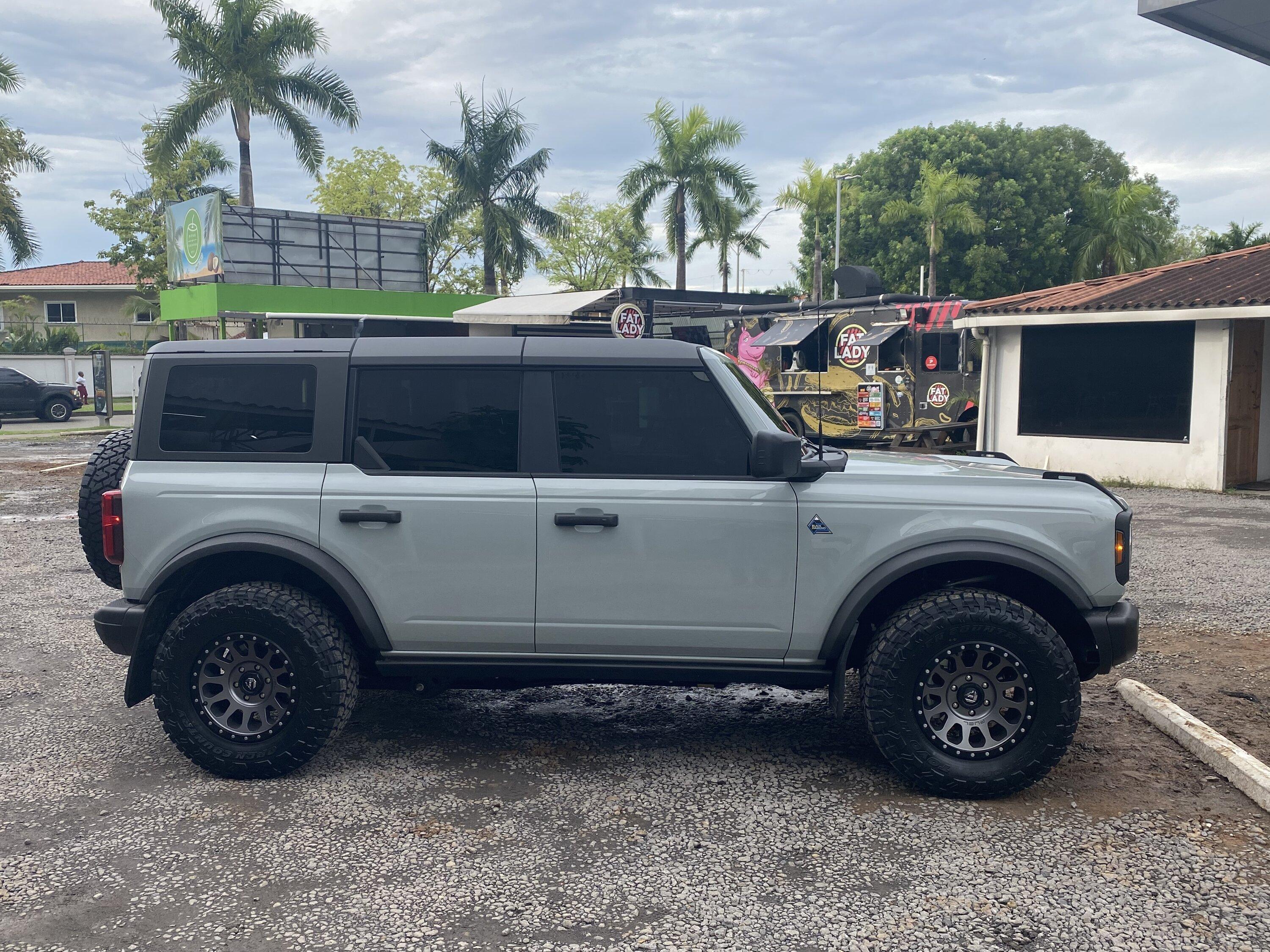 Ford Bronco Show us your installed wheel / tire upgrades here! (Pics) IMG_1392