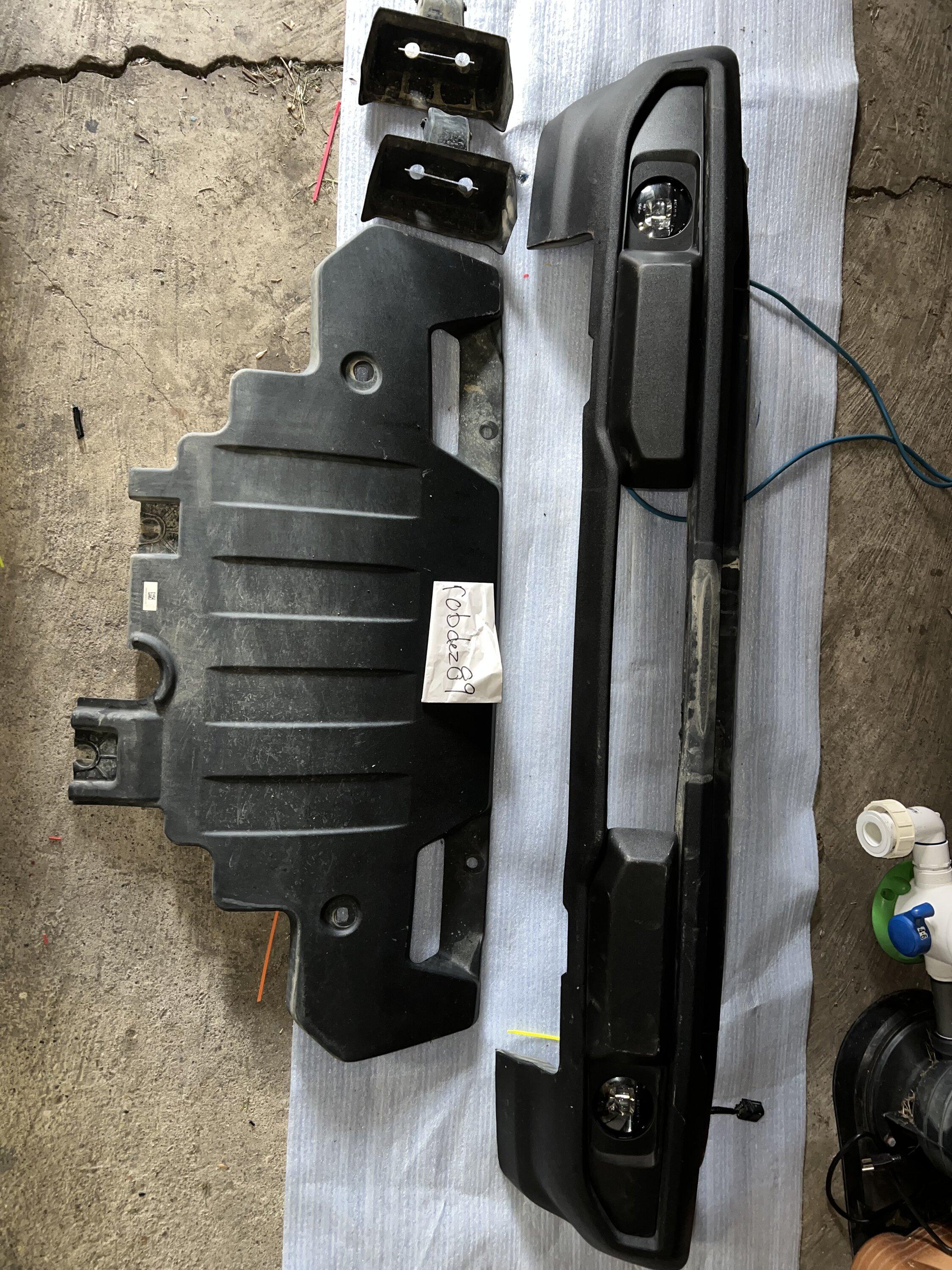 Ford Bronco Front oem bumper no sensor holes IMG_2987