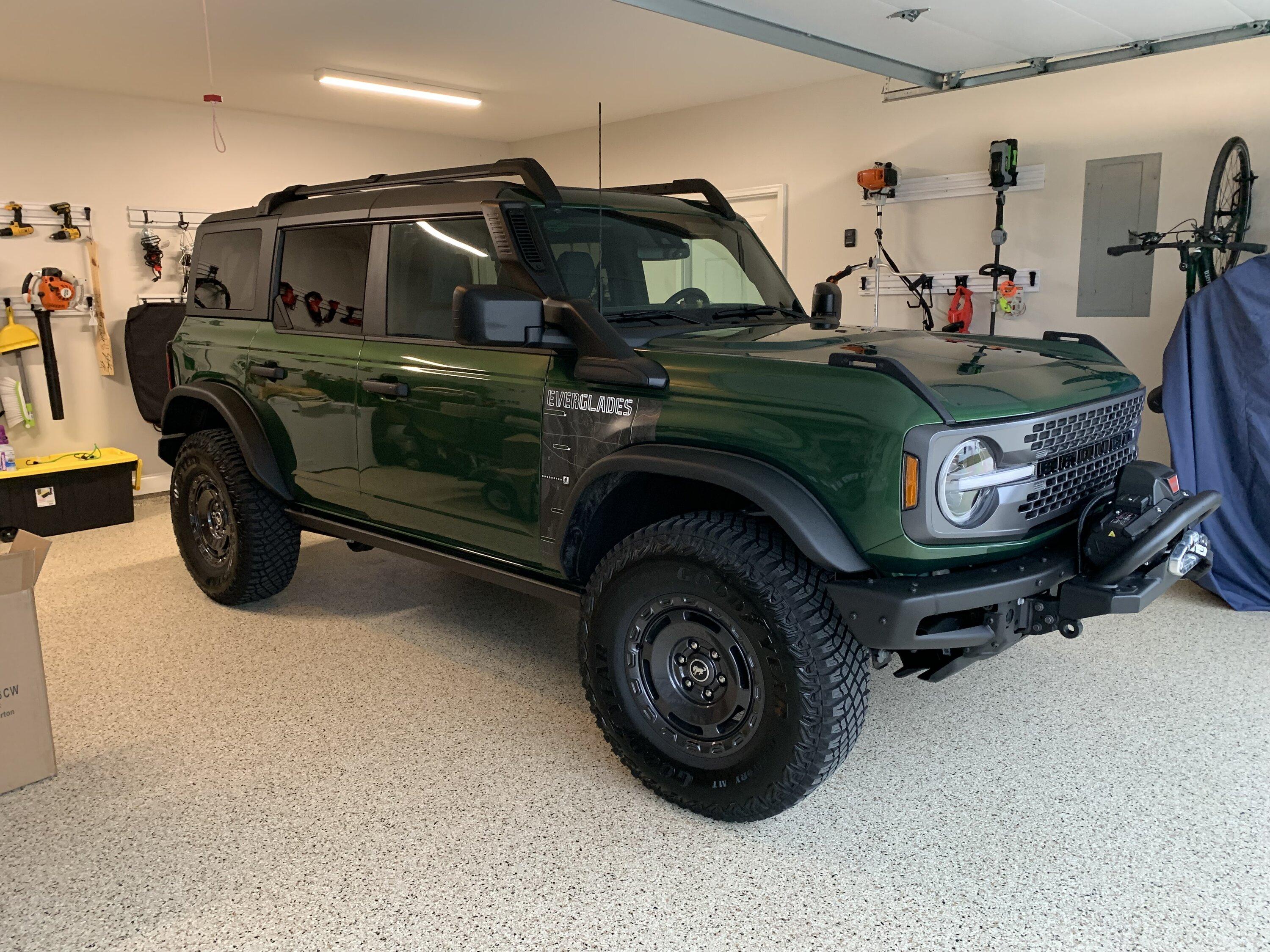 Ford Bronco Any recommendations for a deflater and portable compressor? IMG_1437