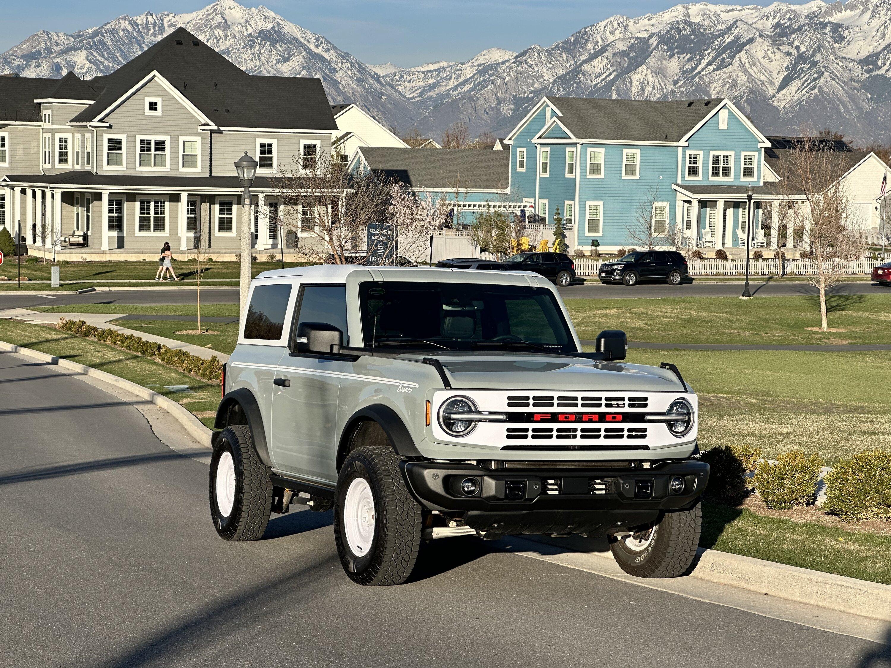 Ford Bronco THIS is how Ford should have done the Bronco Heritage Edition tempImageHO0KtT