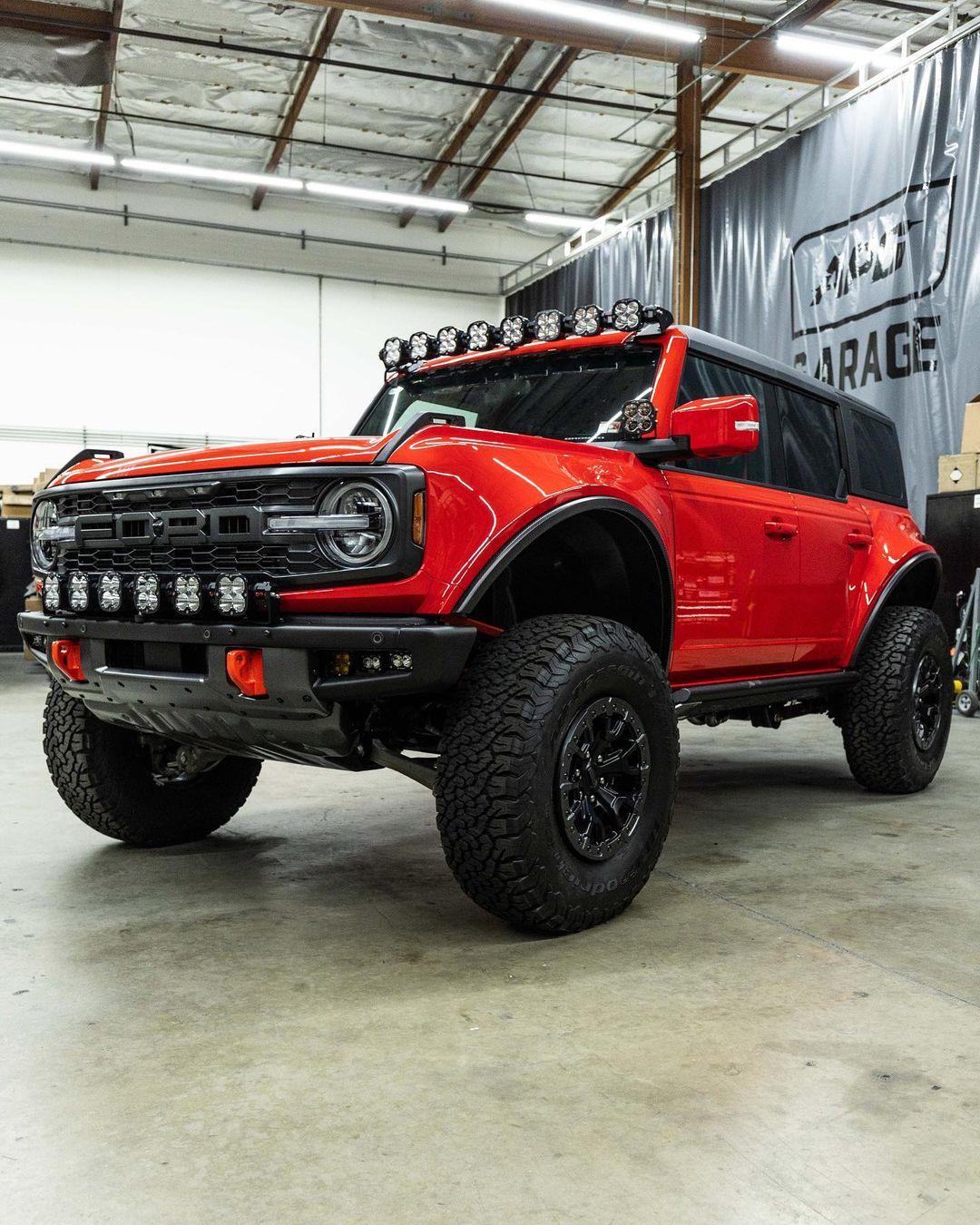 Ford Bronco APG Bronco Raptor Prorunner Body Kit & Build (by Automotive Performance Group) 352181217_616019560488217_921790911393398756_n