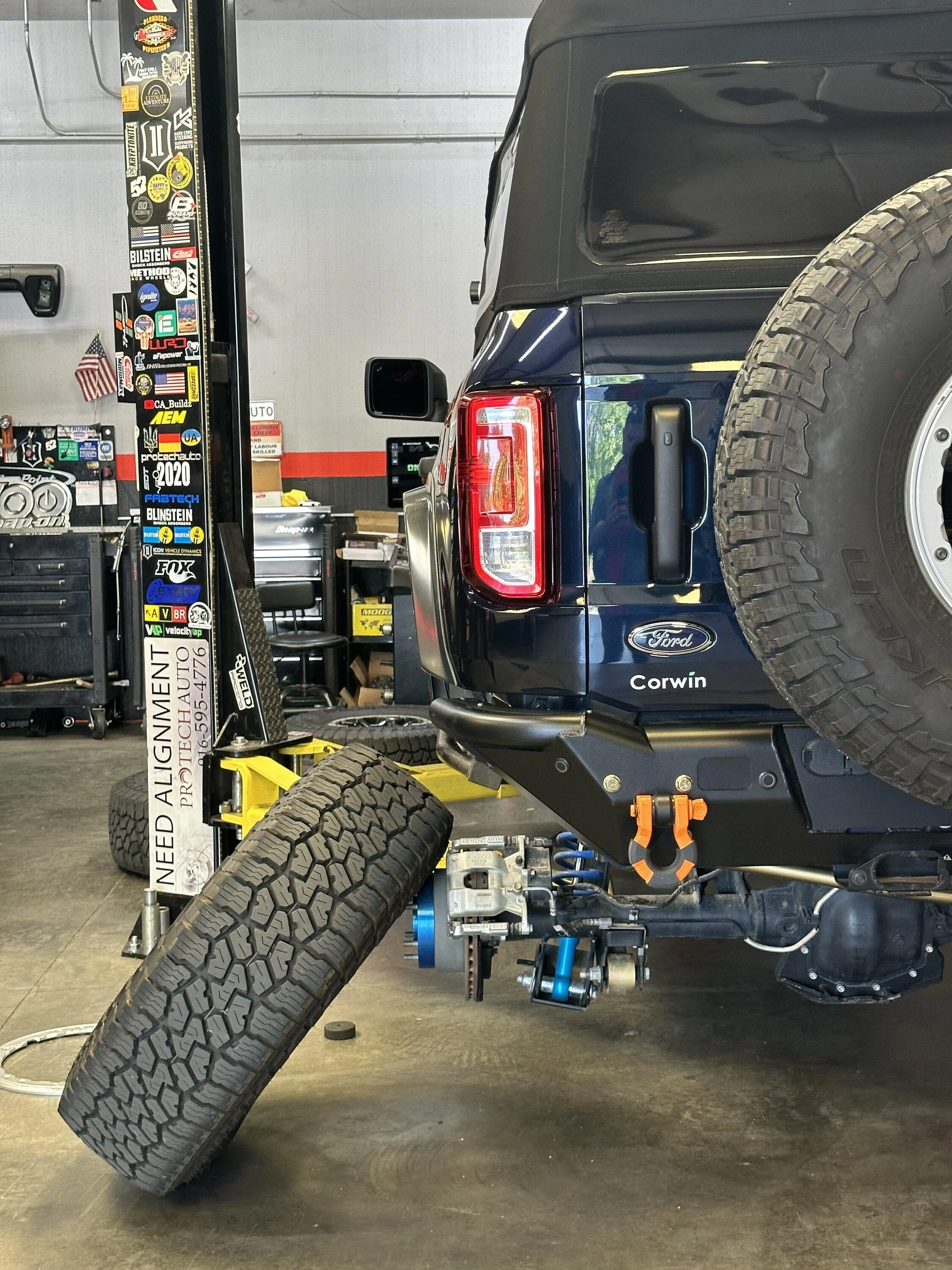 Ford Bronco Bronco Gets New Shoes (Battle Born Sierra Wheels - Powder Coated Bronze) D474CA25-A532-4958-8B03-5FD07E7F9BFC