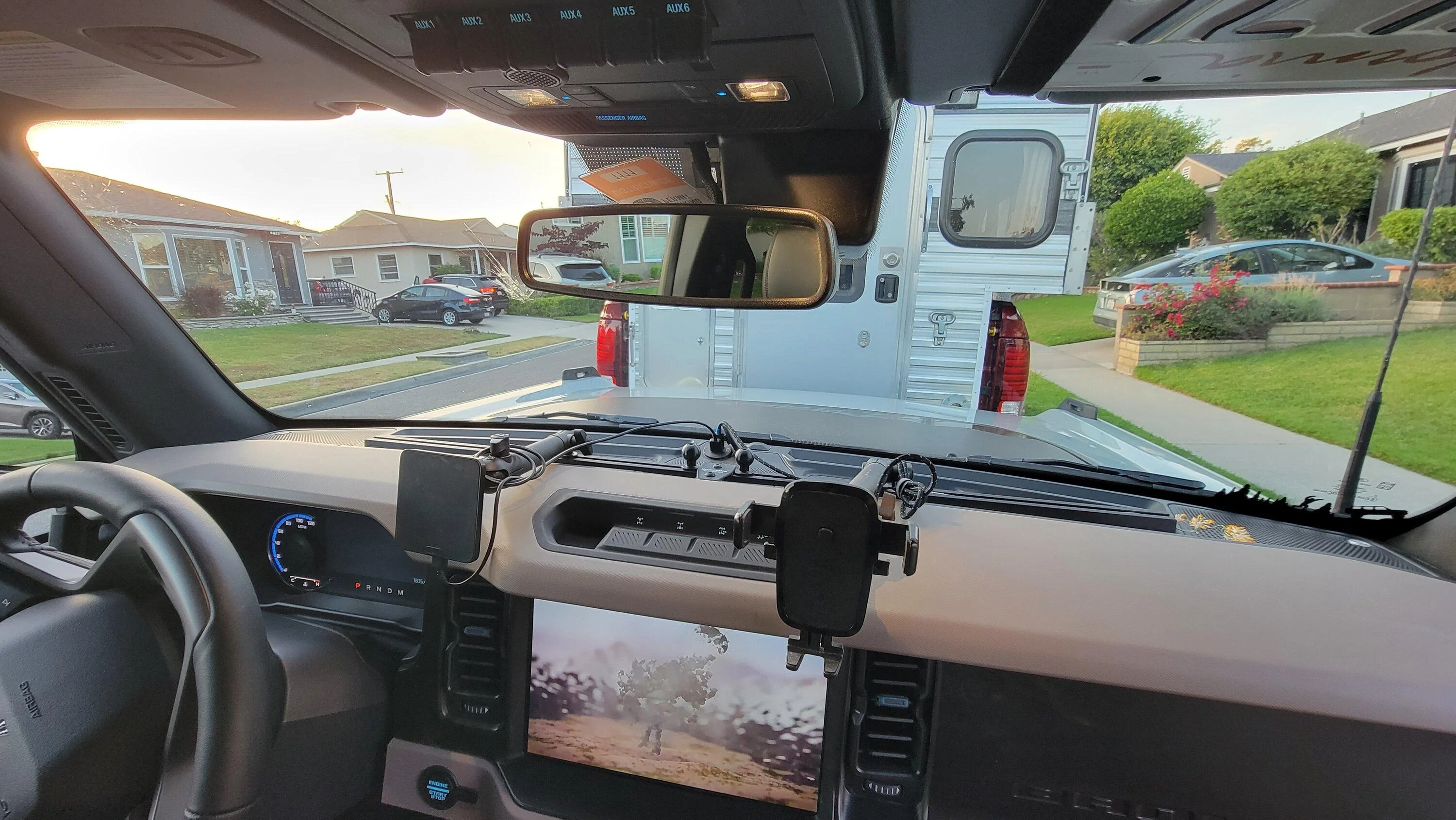 Ford Bronco 67 Designs Phone Mount 20230608_194242