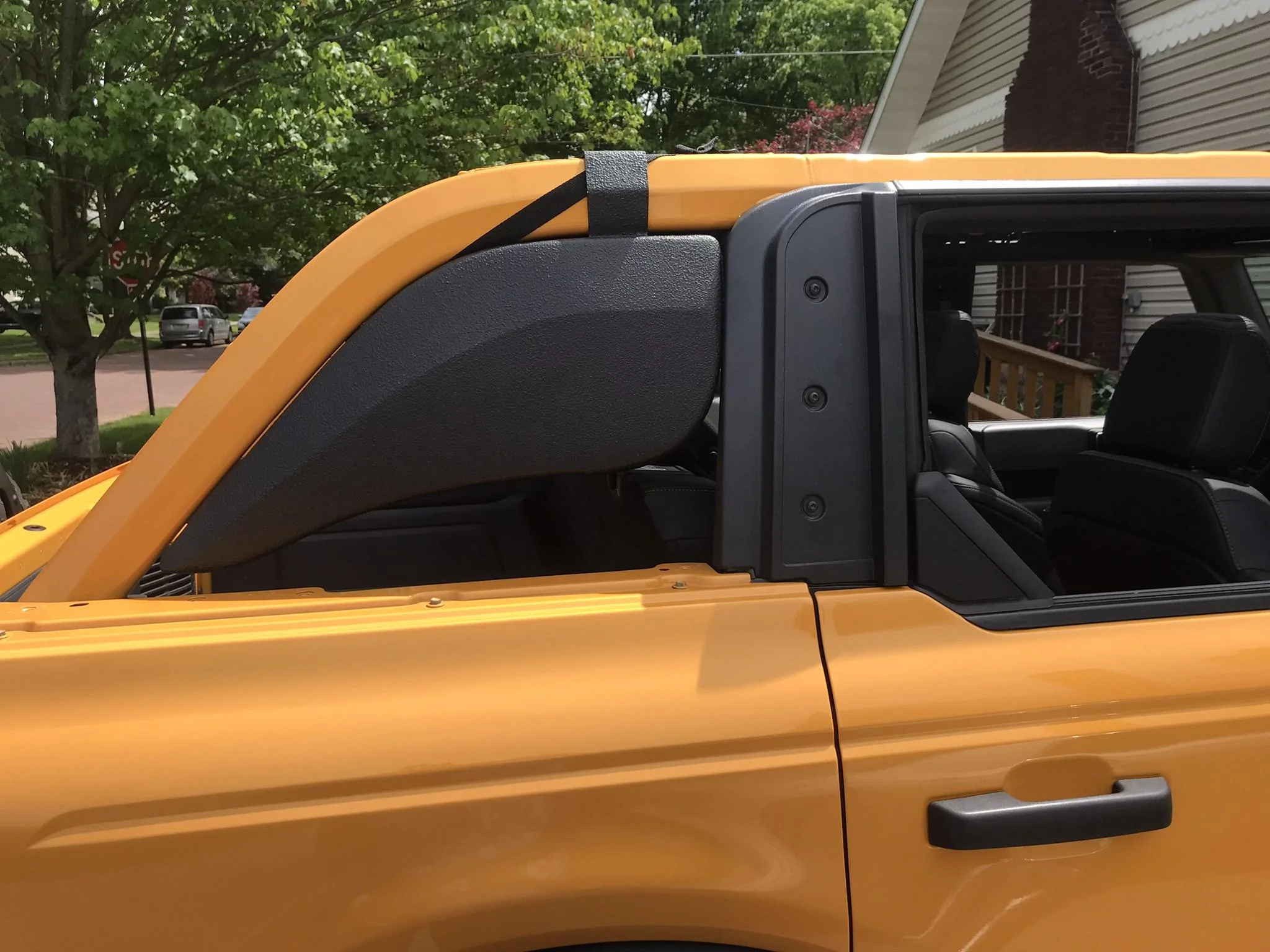Ford Bronco My stereo upgrades -- very pleased with results using PlugNPlaykits, Polk, Kicker 065FBE3B-4A31-4B58-95AA-2B95755C6498