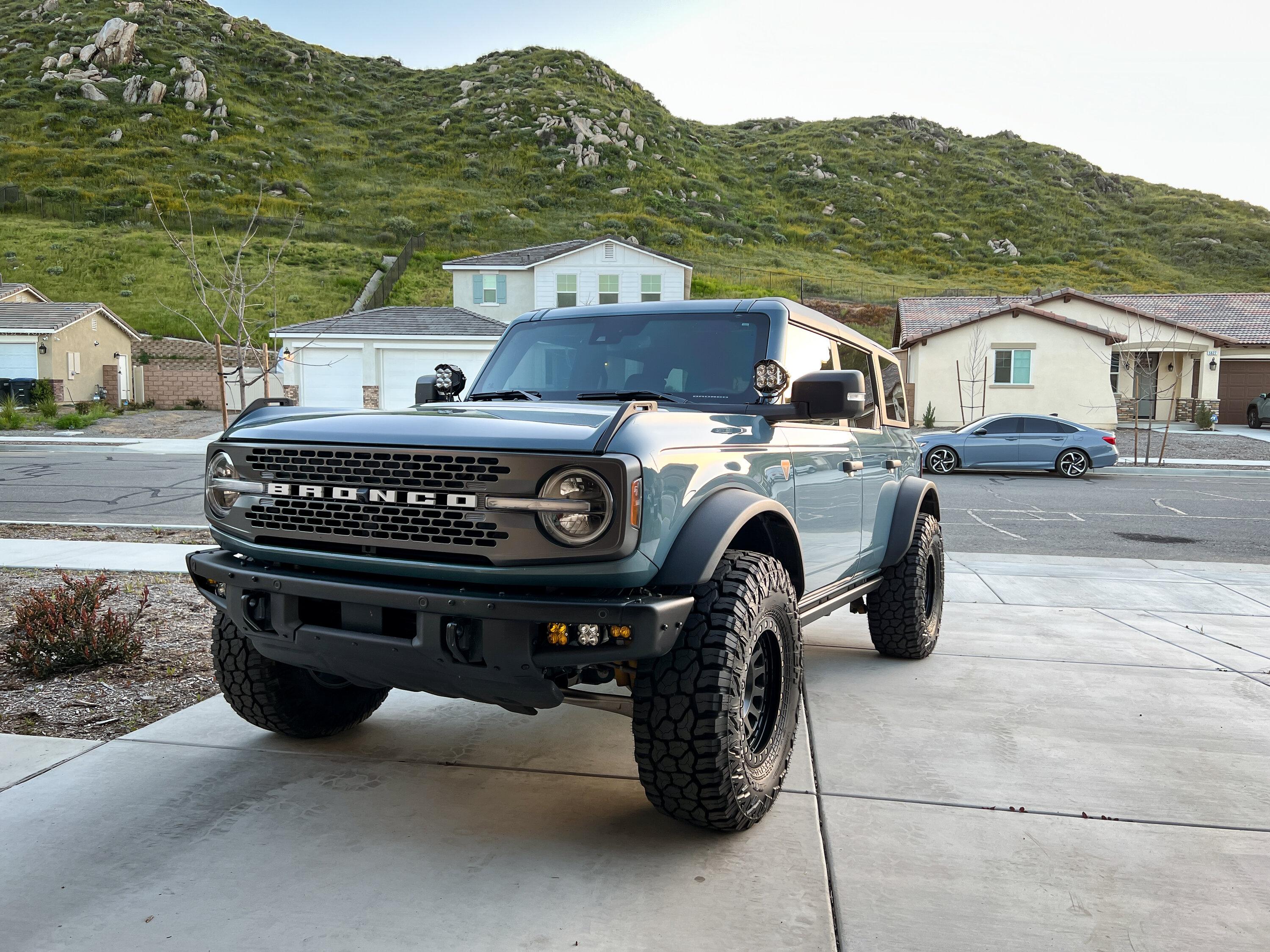 Ford Bronco Show us your installed wheel / tire upgrades here! (Pics) IMG_3842