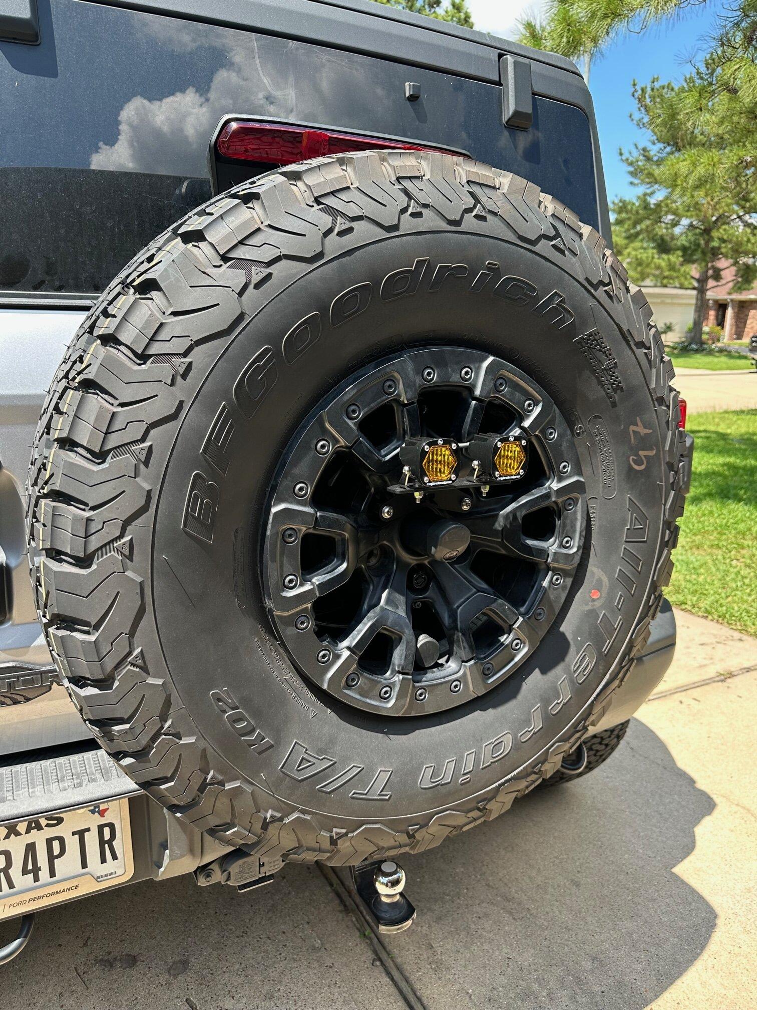 Ford Bronco NEW! Bronco Raptor ”UNI” Chase Light Mount by Fast Intentions ABF83E76-AFC2-4A2D-9C54-9045724CD2C4
