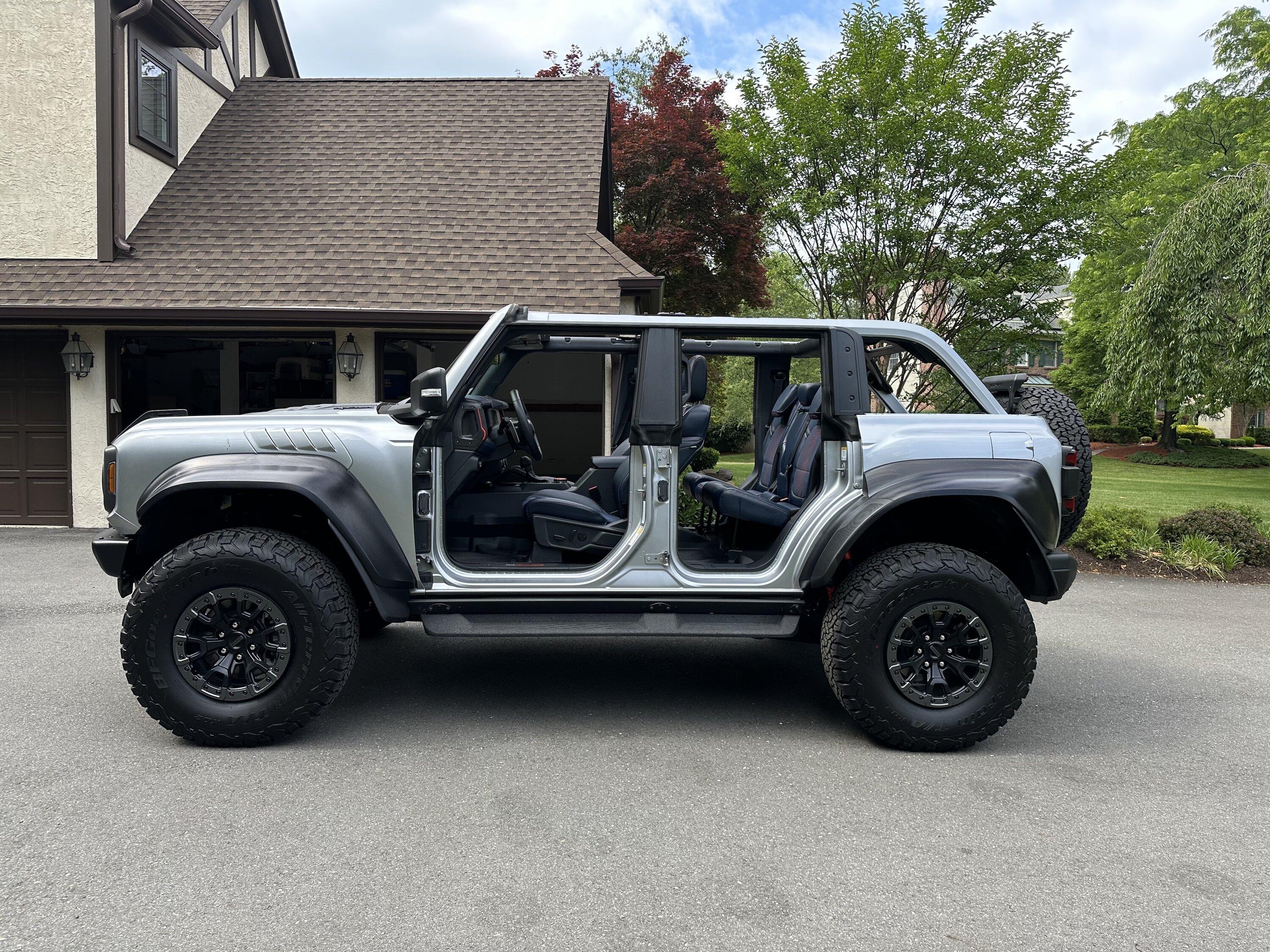 Ford Bronco DIY door storage ideas / pics? IMG_0118 2