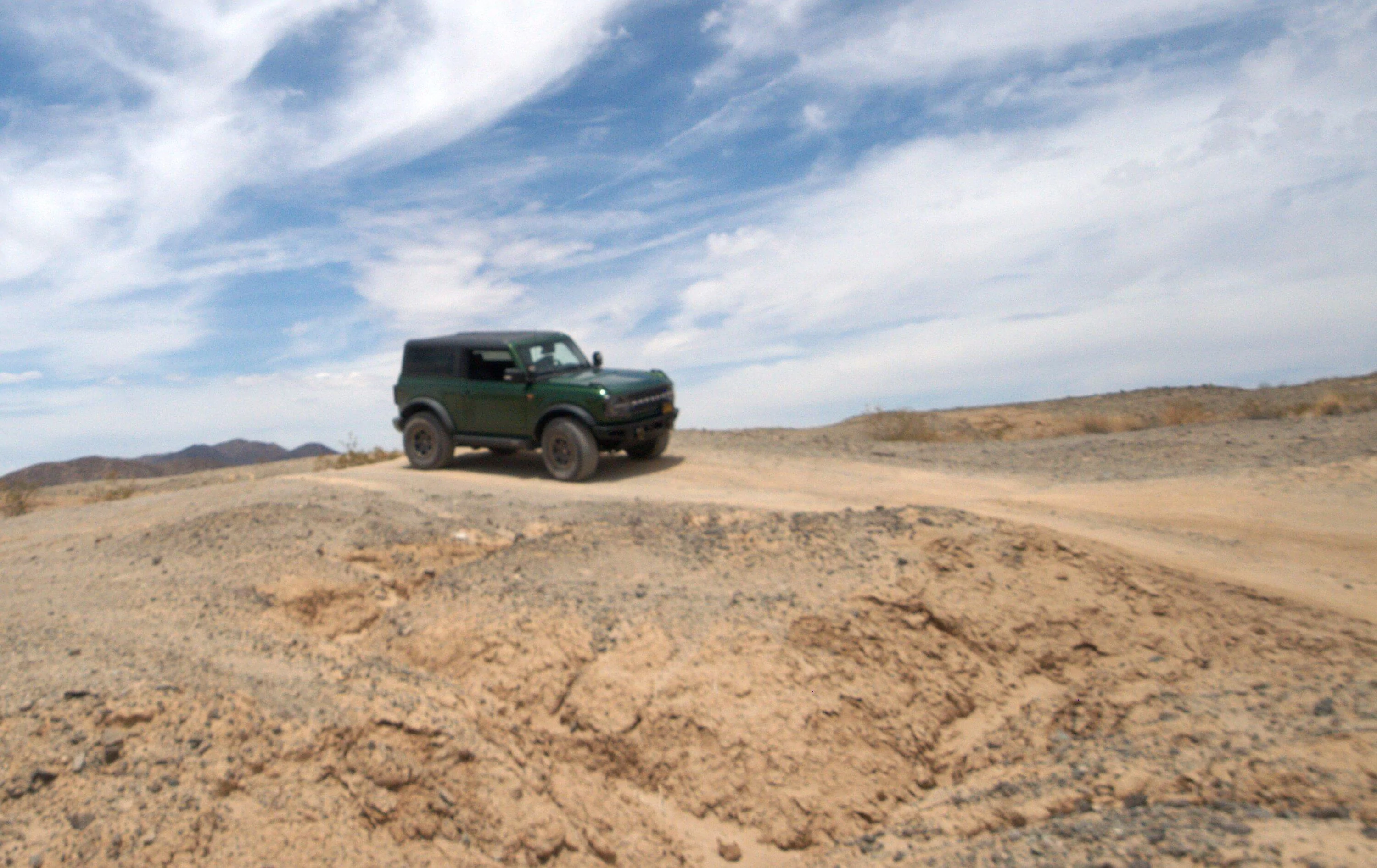 Ford Bronco First time off road Bronco002