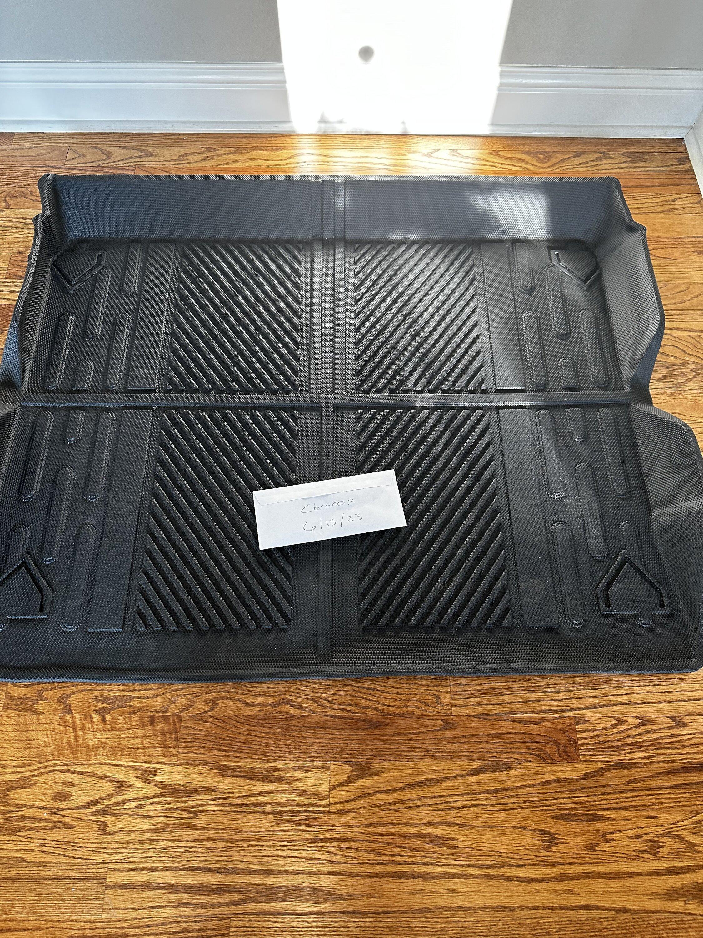 Ford Bronco 4Dr Cargo Area Floor Mat IMG_0869