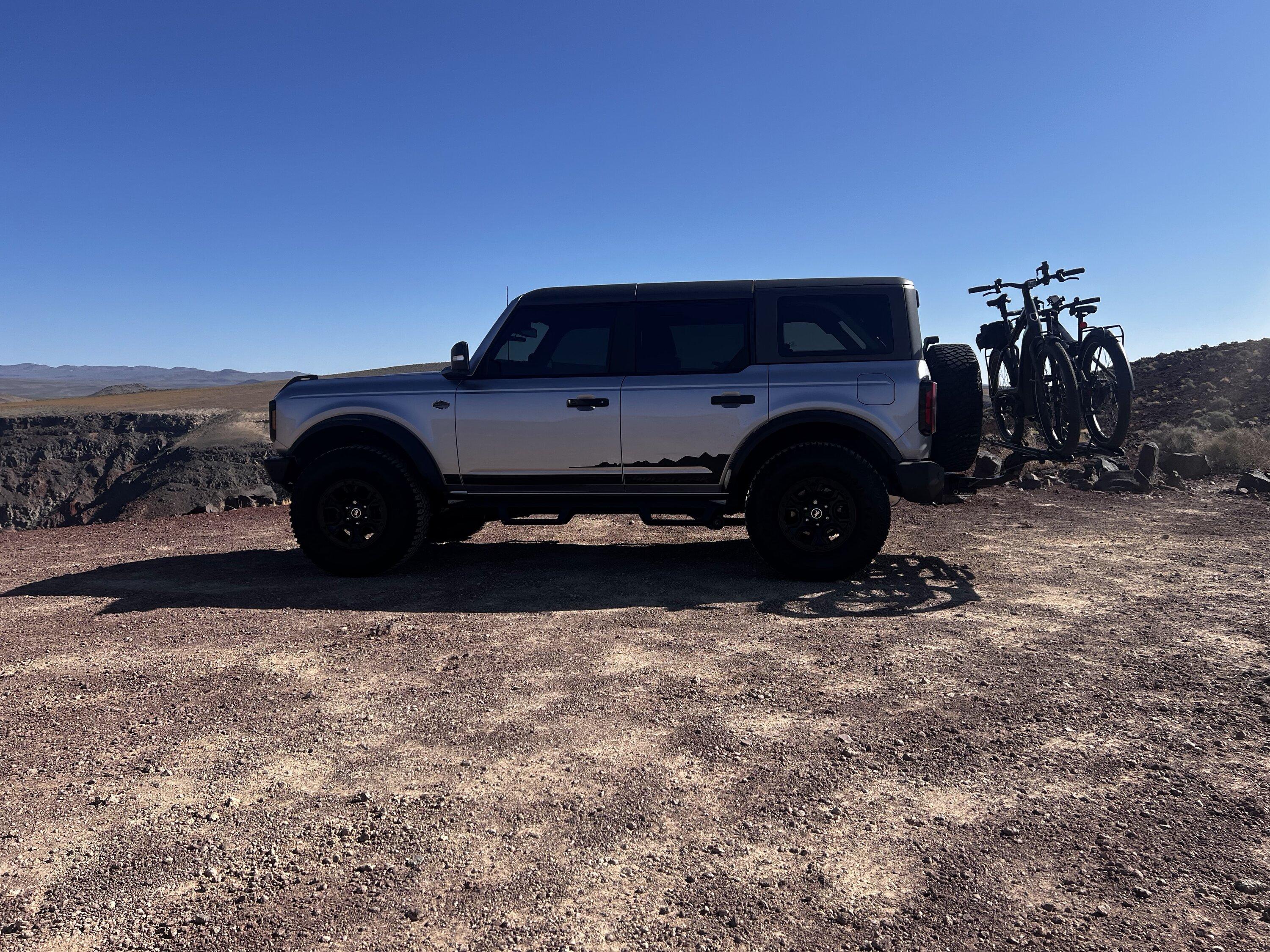 Ford Bronco ICONIC SILVER Bronco Club IMG_1913