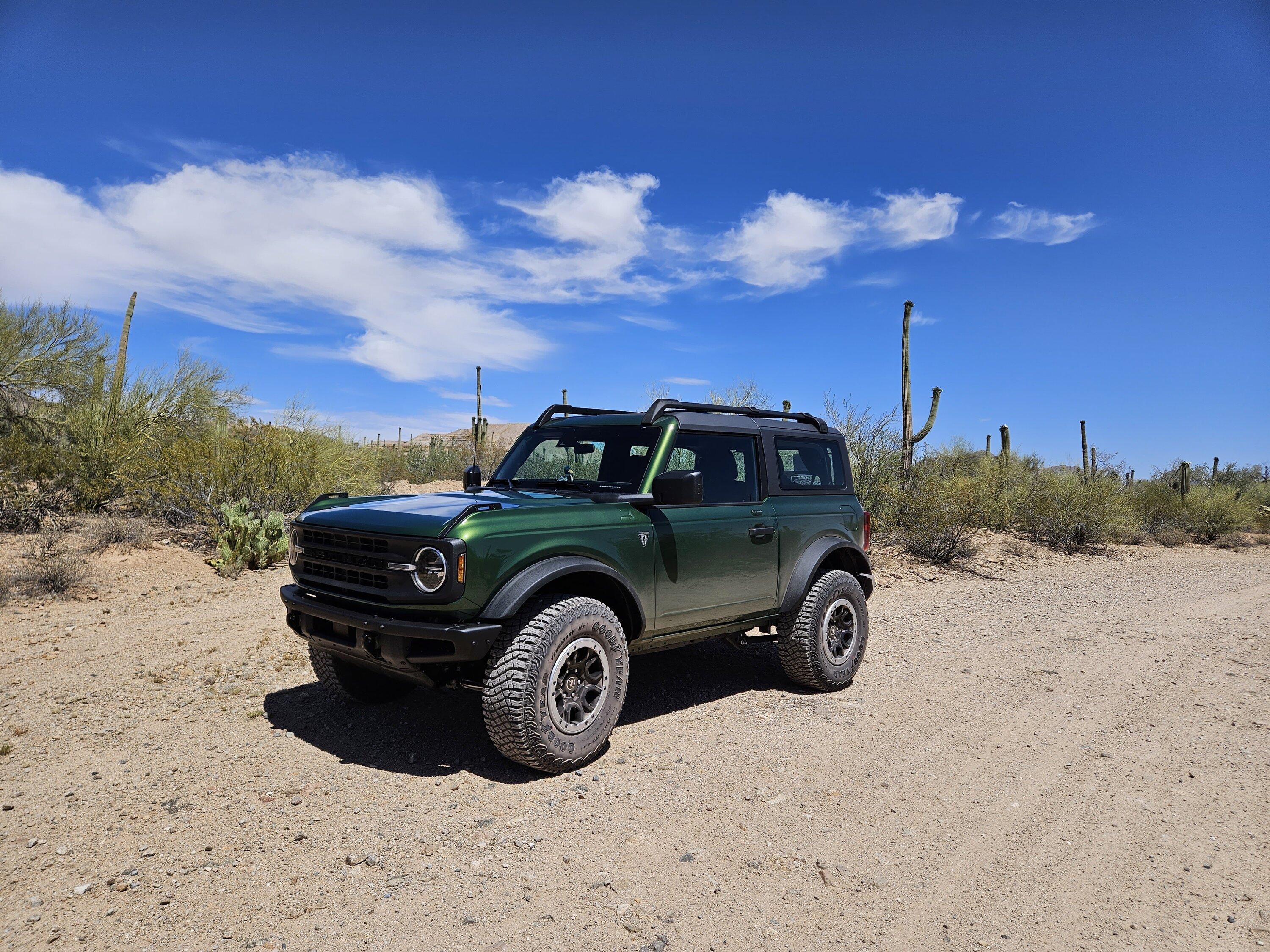 Ford Bronco Where are the 2-doors??? 20230609_141536