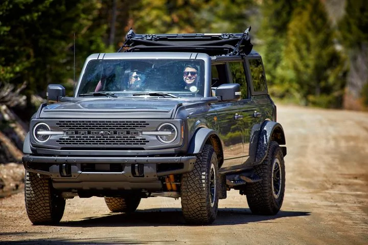 Ford Bronco Show and Tell Tuesday!! Bestop Rollins Pass 0173-720x480-e80c7dc