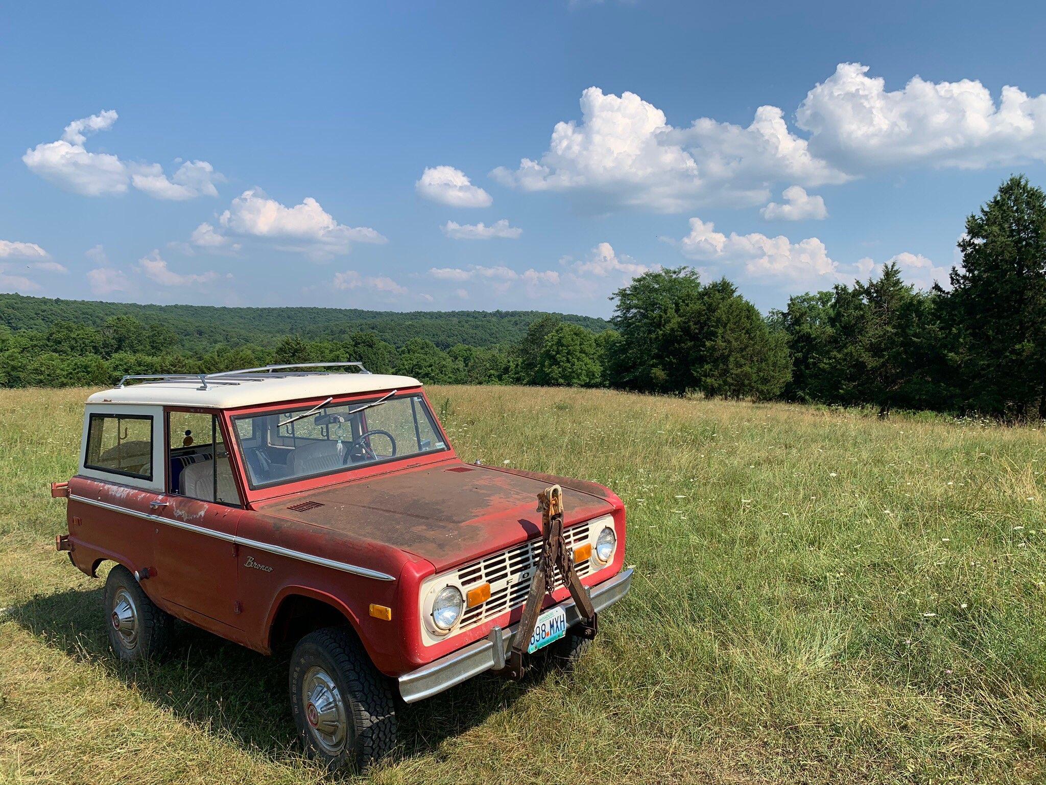 Ford Bronco Show and Tell Tuesday!! 74 Bronco