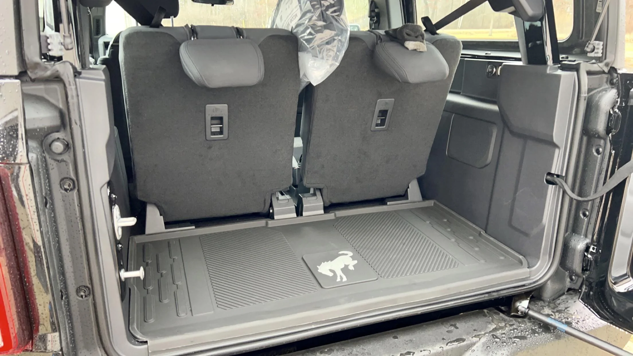 Ford Bronco 2023 2-door Base Manual IMG_4280