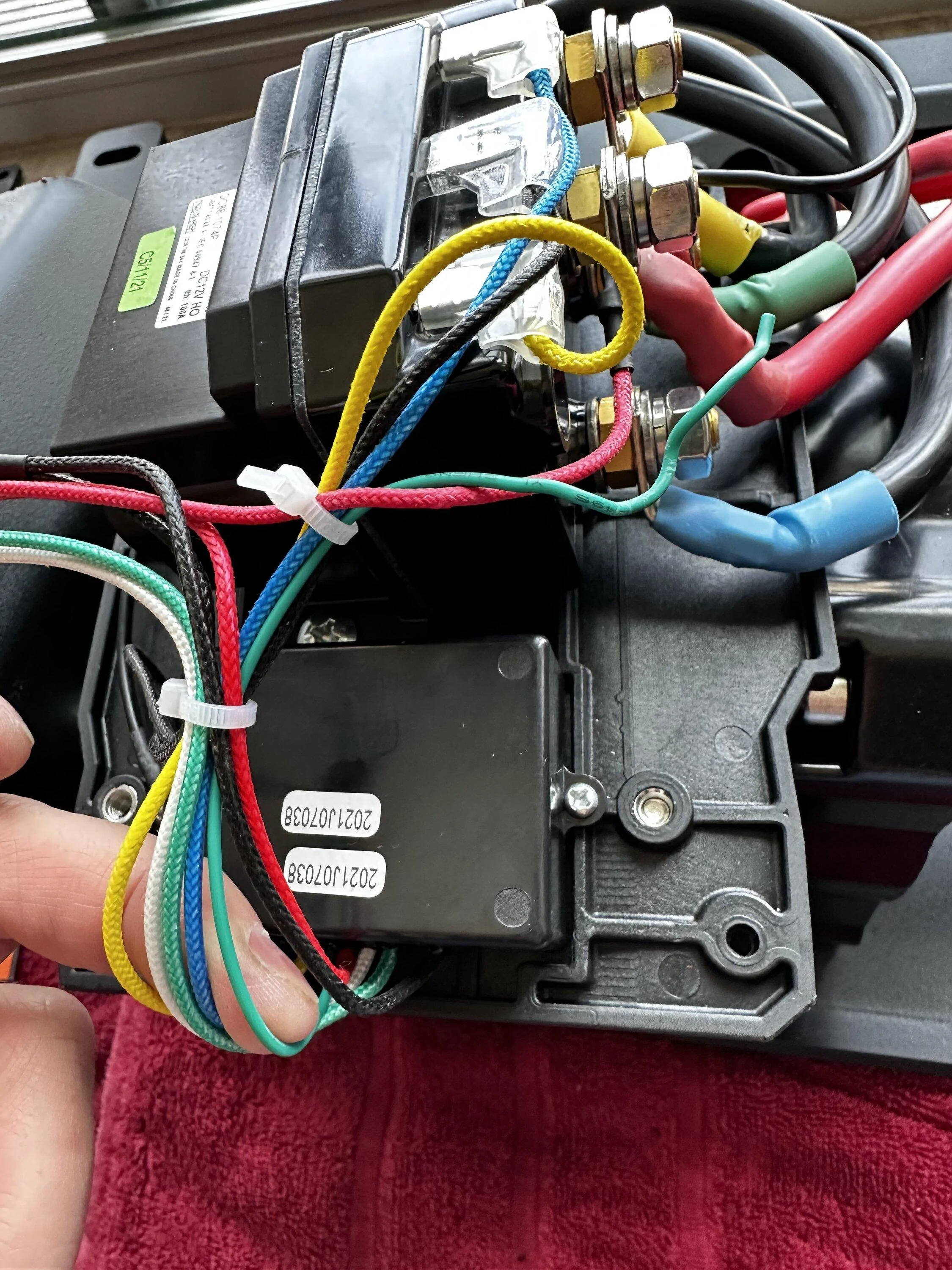 Ford Bronco HELP - Warn Control box arrived with disconnected wire IMG_2580