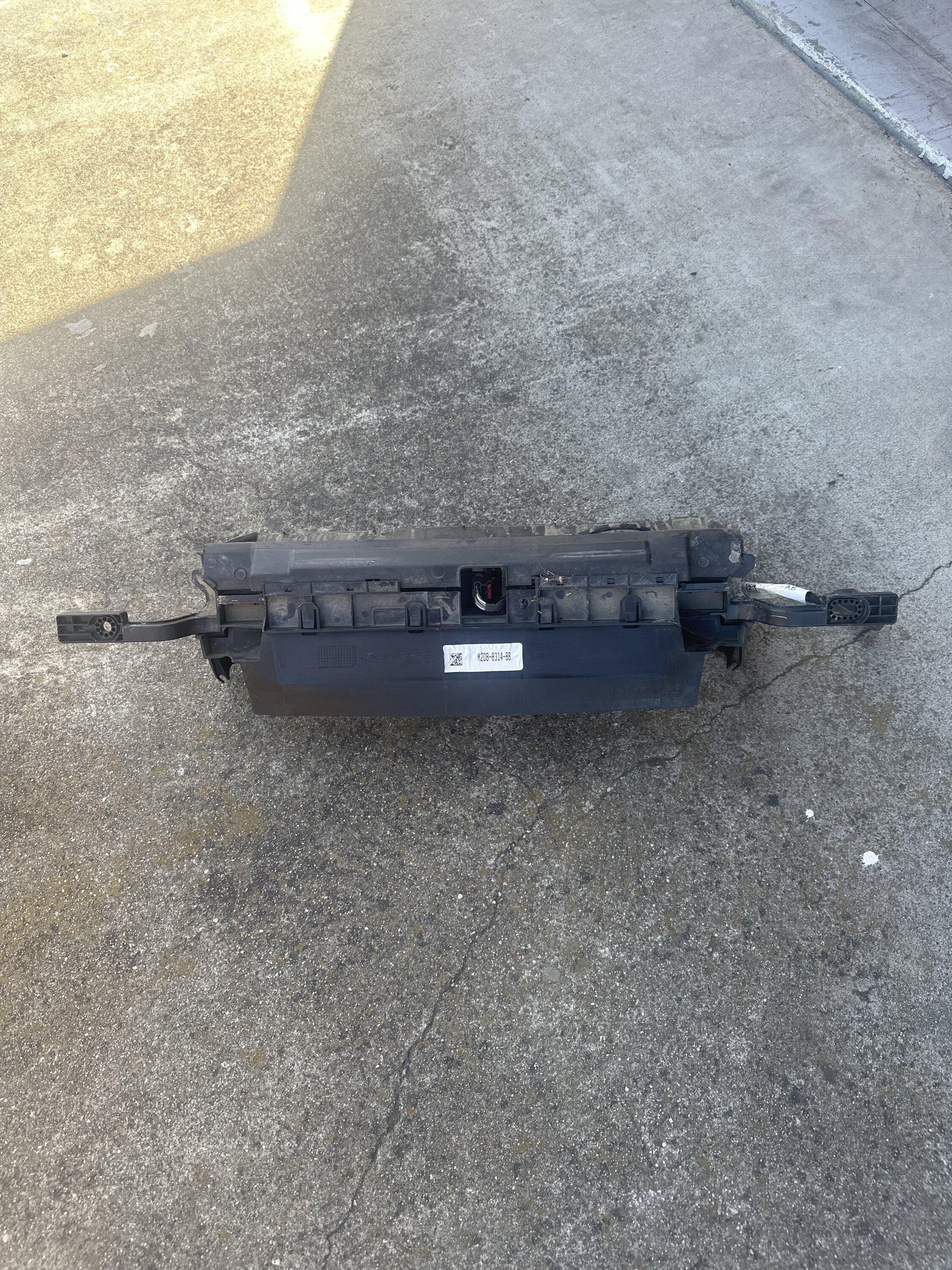 Ford Bronco Intercooler shutter FS image