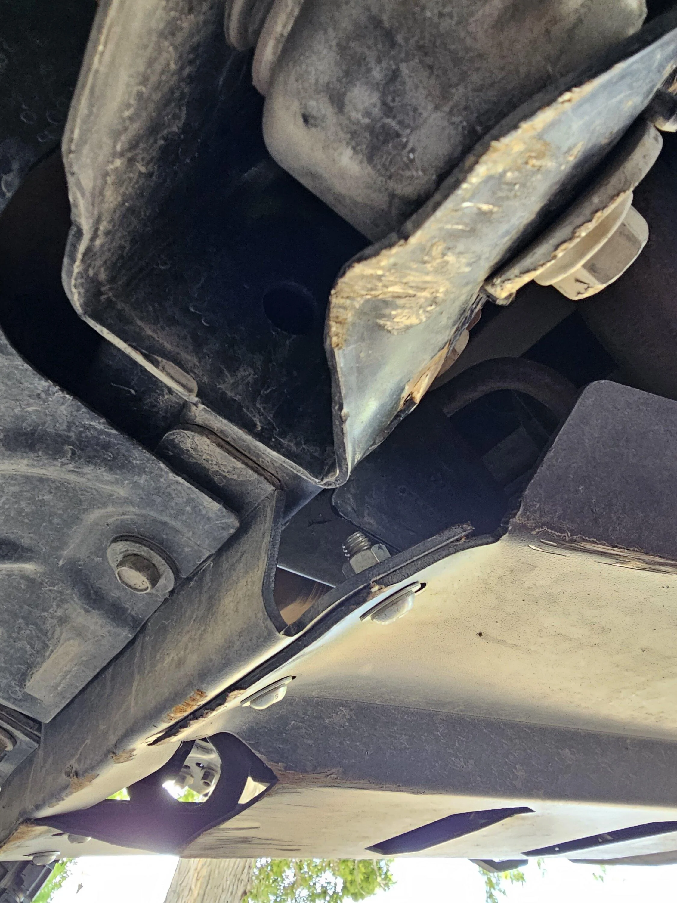 Ford Bronco Front lower control arm bracket bent. What to do? 20230618_124252