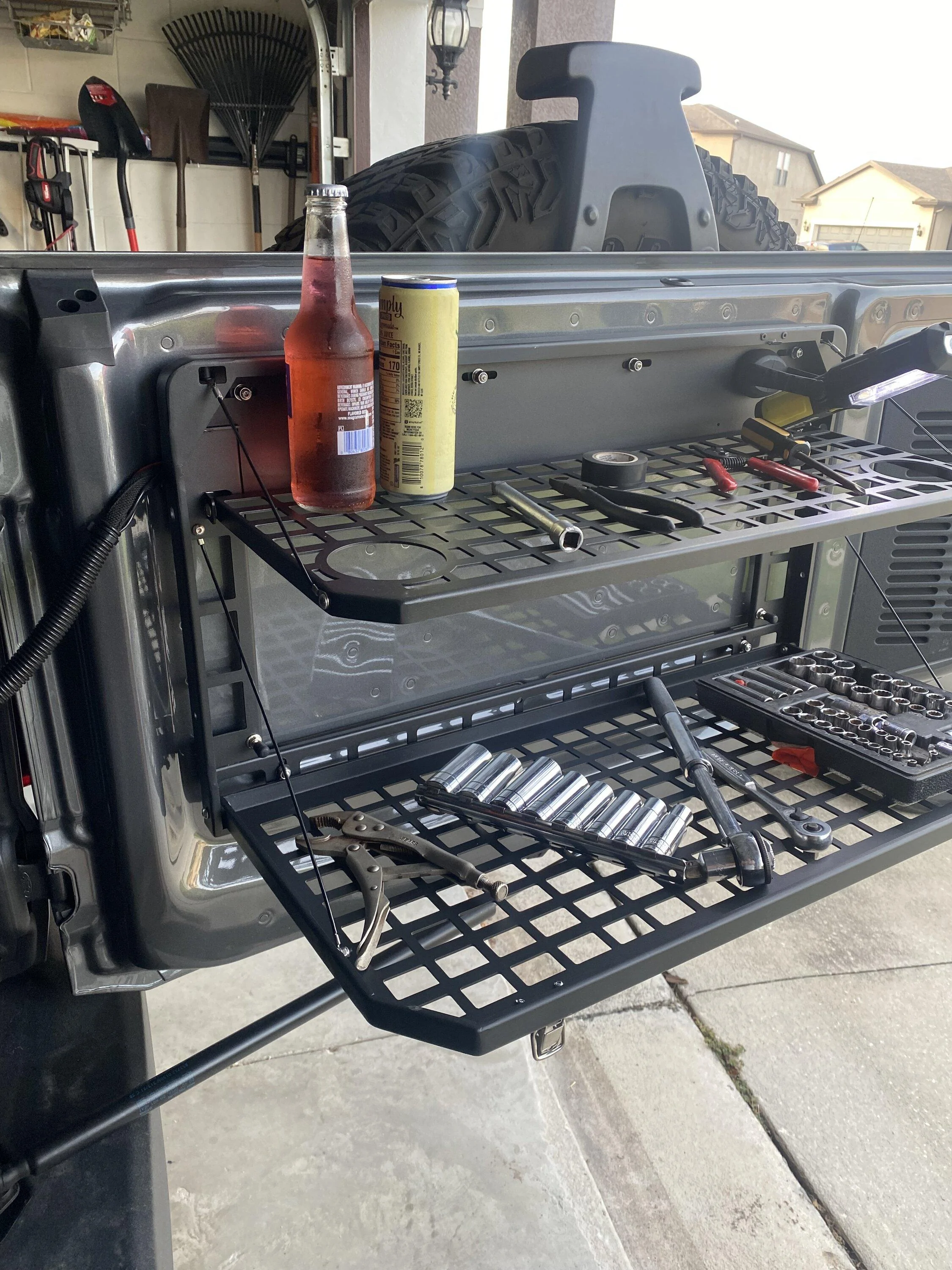 Ford Bronco Maiker off-road tailgate table makes great Mobile workbench IMG_3523
