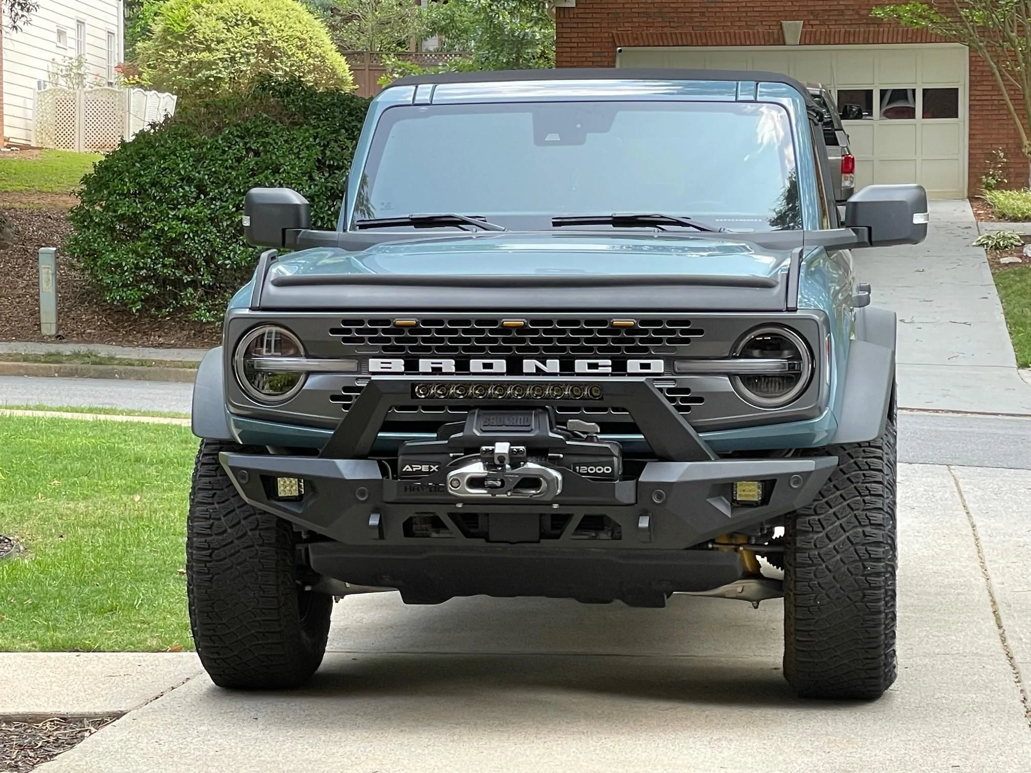 Ford Bronco Weekend Project : New Havoc Bumper, Badland Apex winch, lights etc.. Broncowinch1