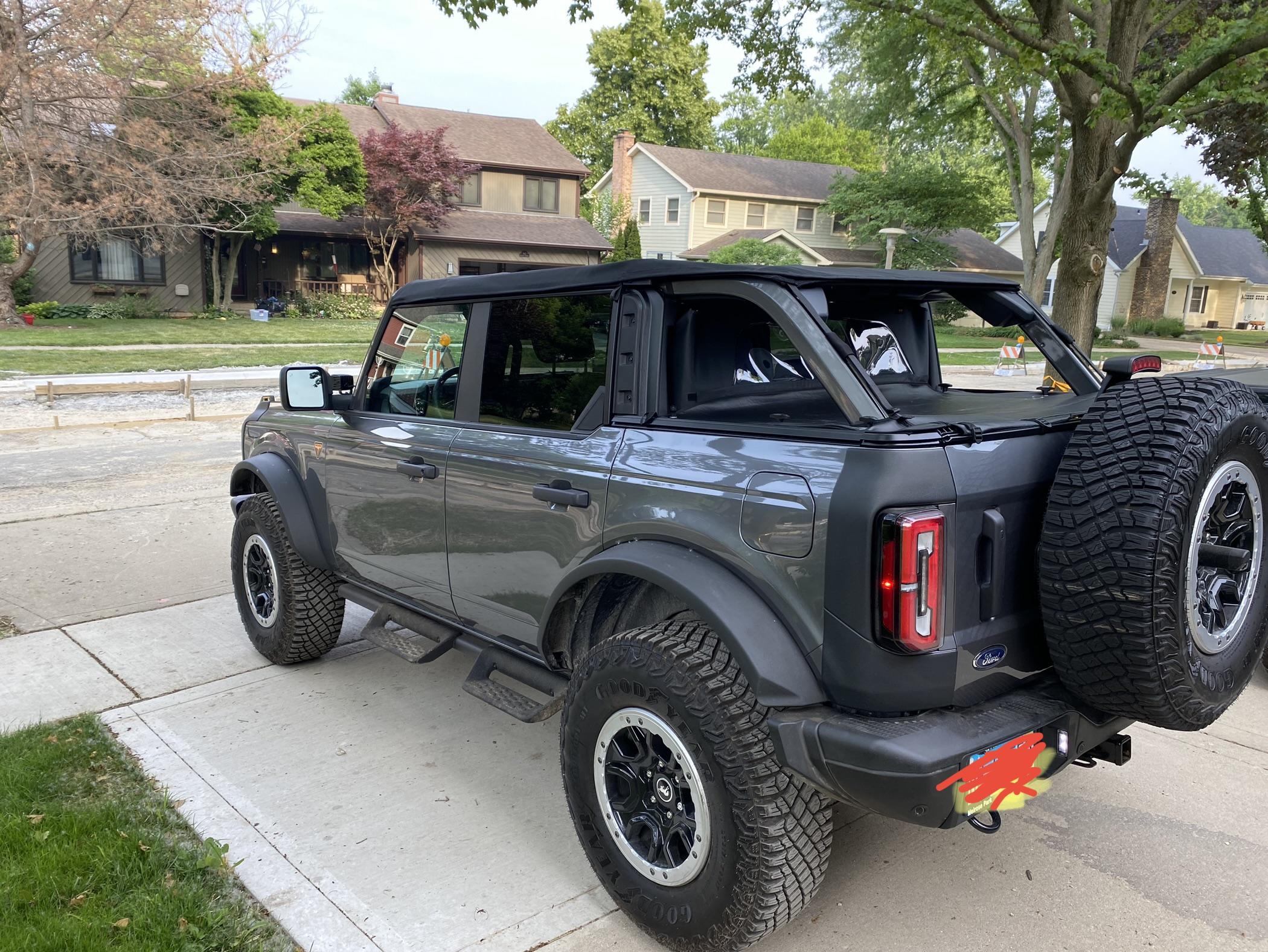Ford Bronco Bimini Top, windjammer, and  tonneau cover setup. Rainproof for most part 0F87FDAA-FF9B-48DB-9525-6C1CB6831BF8