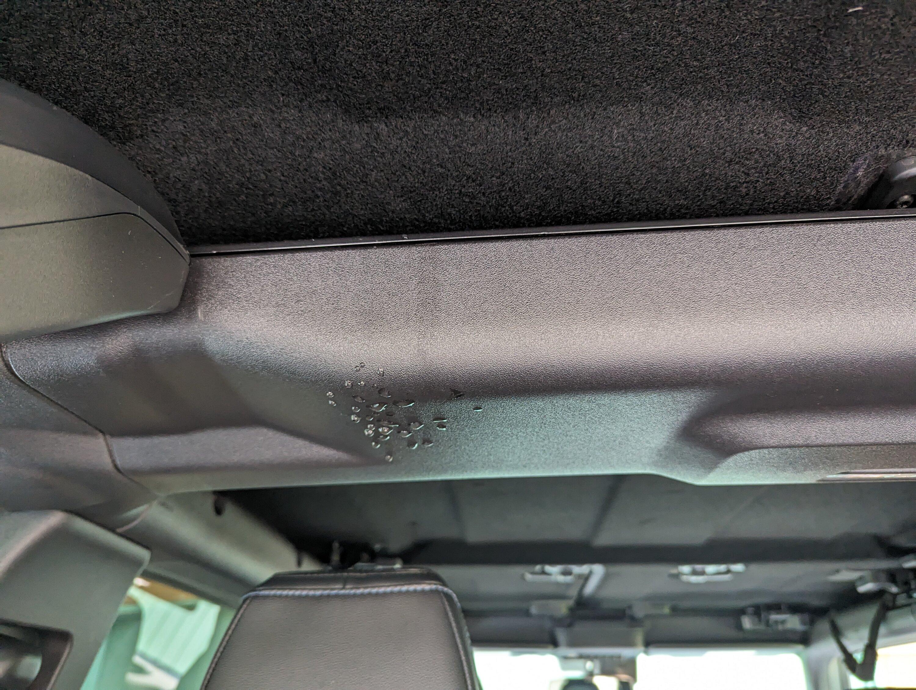 Ford Bronco 2023 Bronco MIC Top Leak PXL_20230619_233536102
