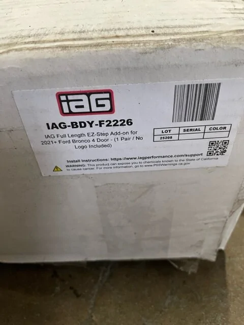 Ford Bronco IAG Full length steps STEP2