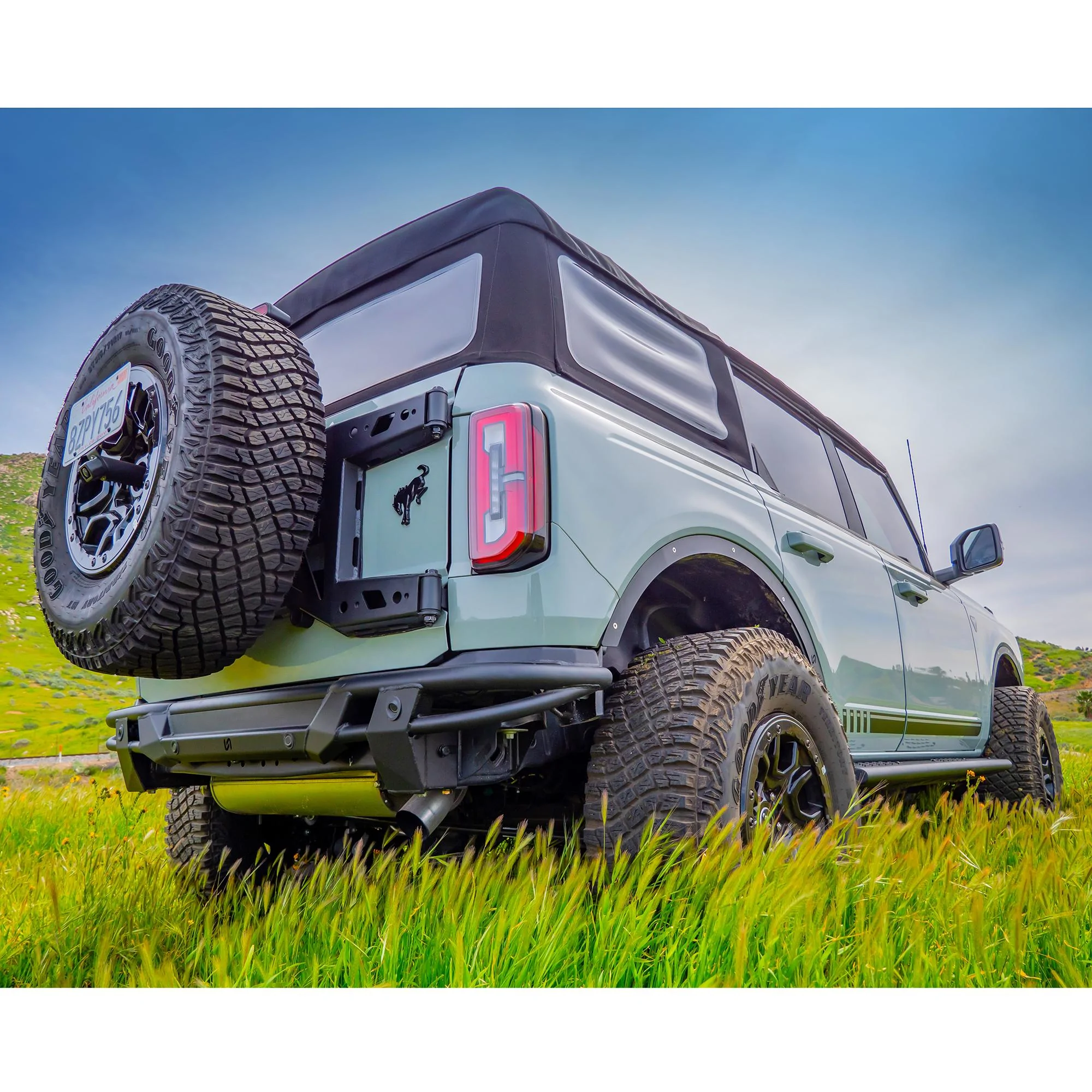 Ford Bronco Aftermarket F/R Bumper List, Factory add-ons and Compatibilities with Sensors P1001337-74copy