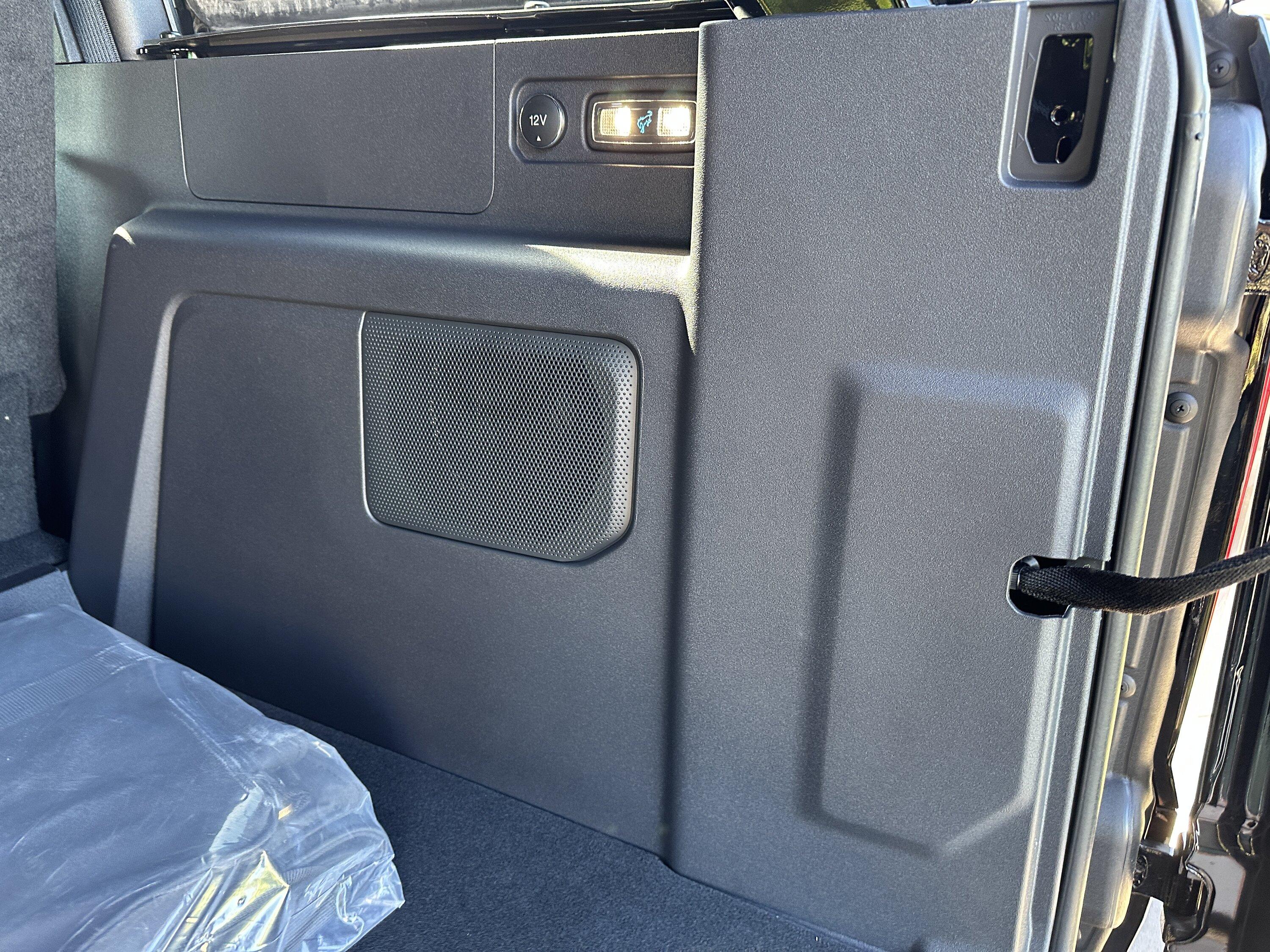 Ford Bronco Factory subwoofer mystery. IMG_6502
