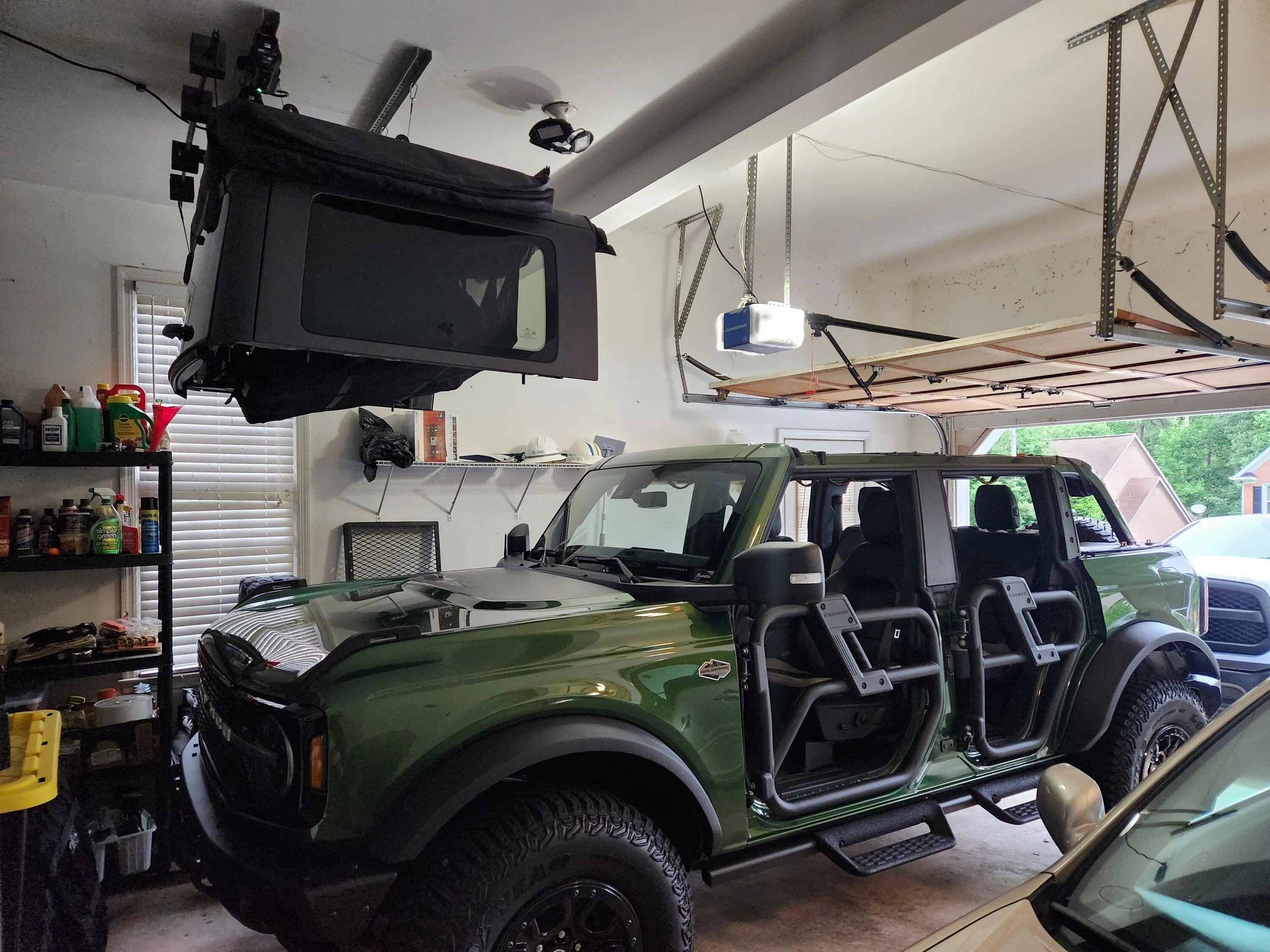 Ford Bronco Hard Top Storage Cart? 20230621_184011