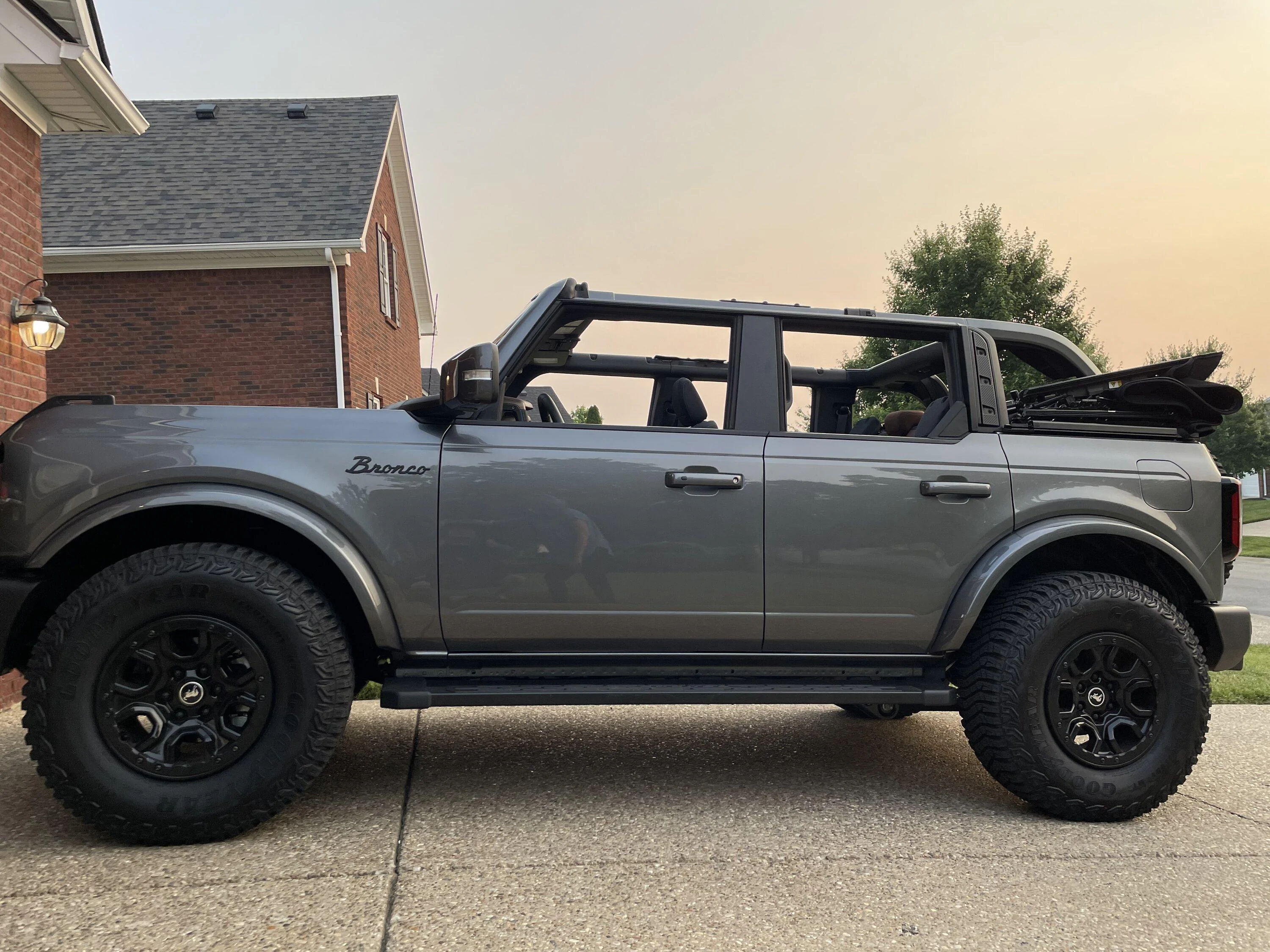 Ford Bronco Show us your installed wheel / tire upgrades here! (Pics) IMG_7334