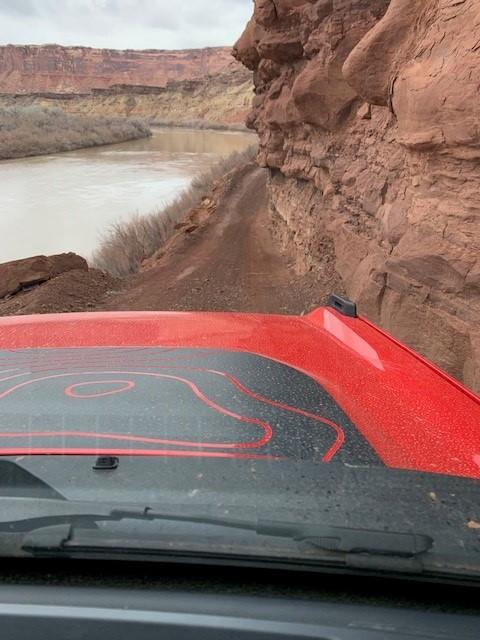 Ford Bronco 🍺😯 "Hold my Beer" Bronco Shots White Rim Hardscrabble ledge road
