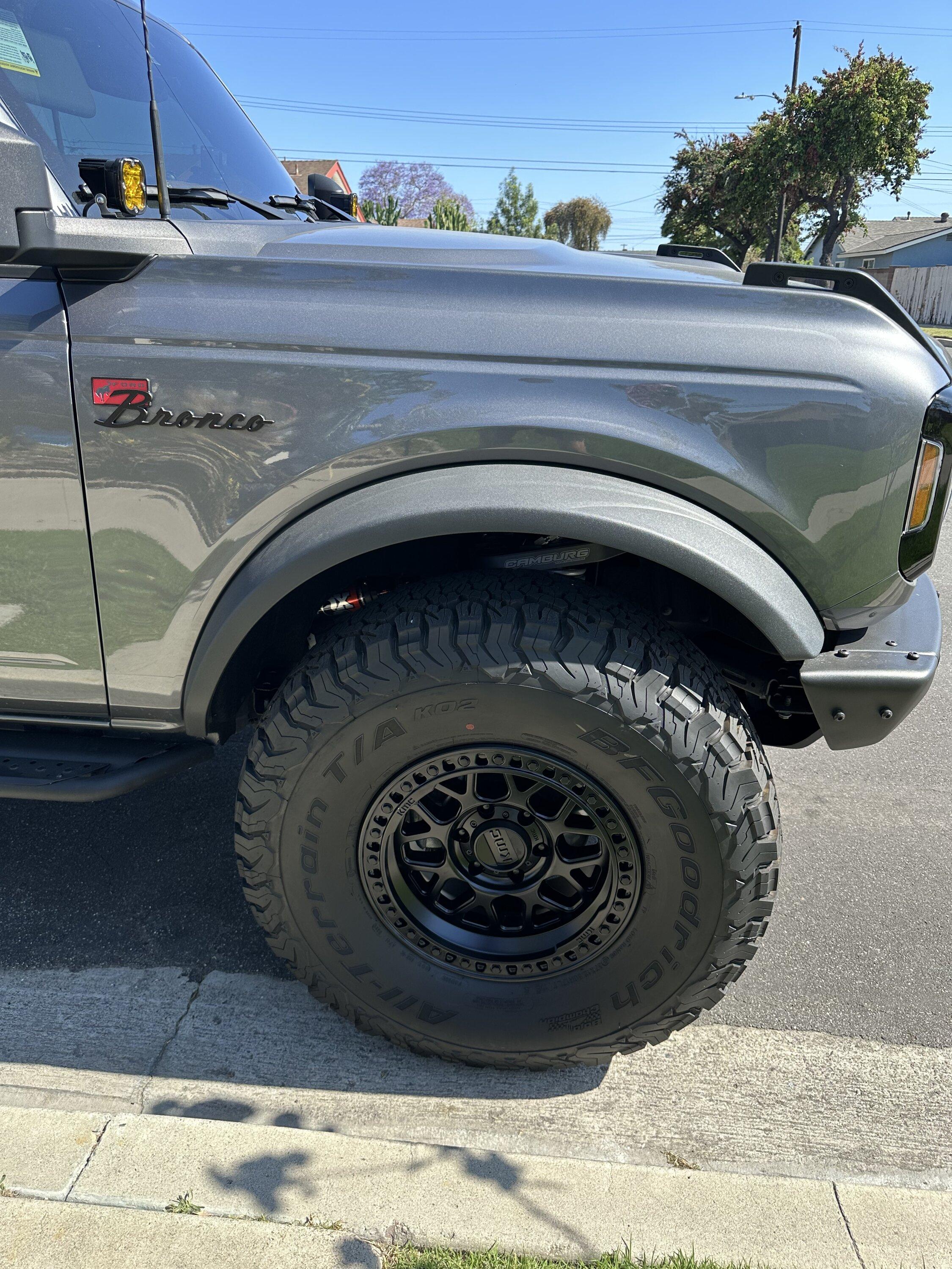 Ford Bronco Fox 2.5 Install Help IMG_3241