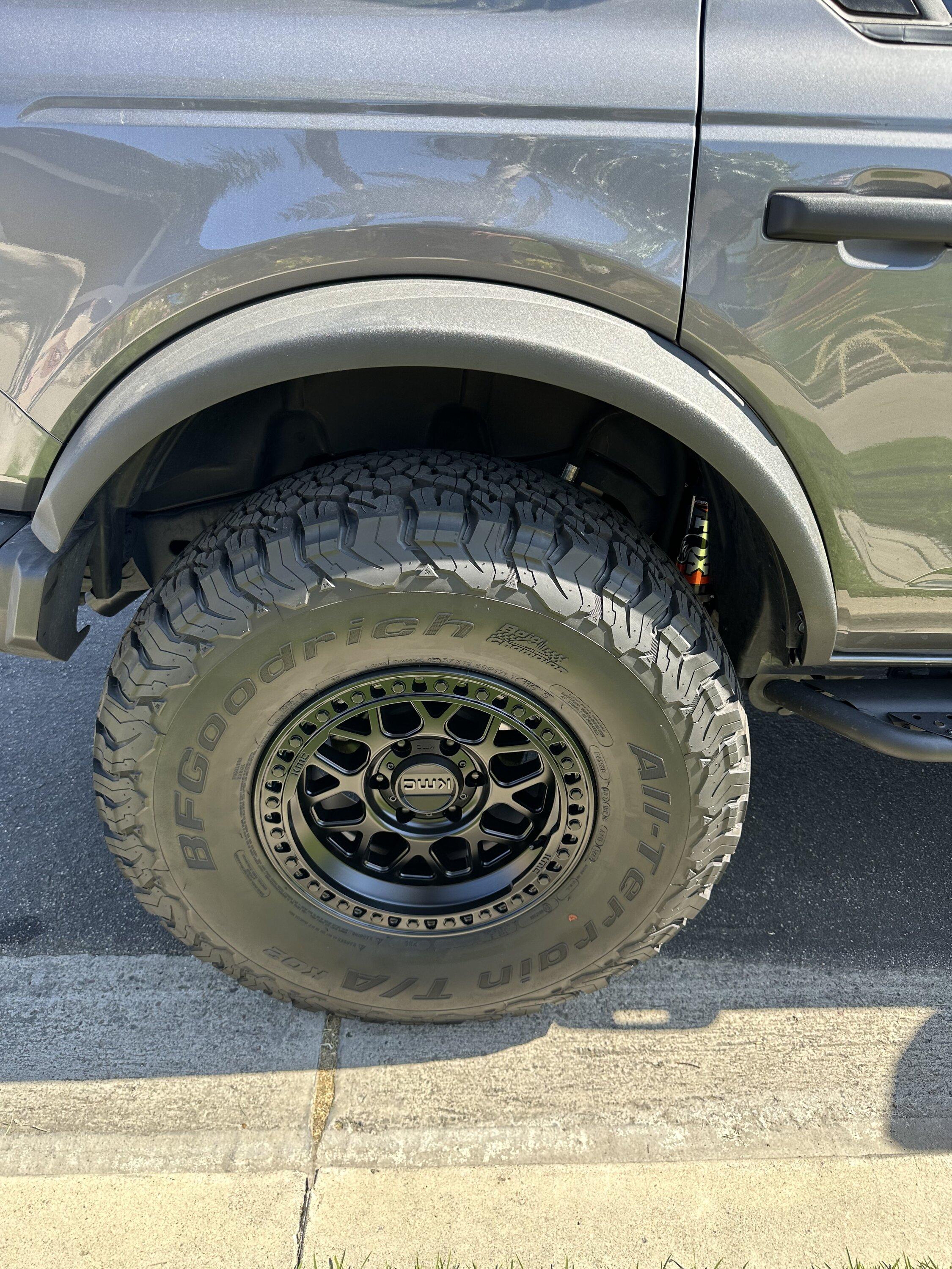Ford Bronco Fox 2.5 Install Help IMG_3242